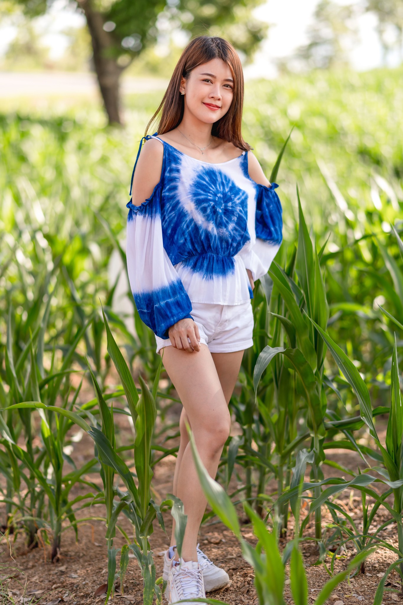 เสื้อมัดย้อม สายเดี่ยวแขนยาวเปิดไหล่