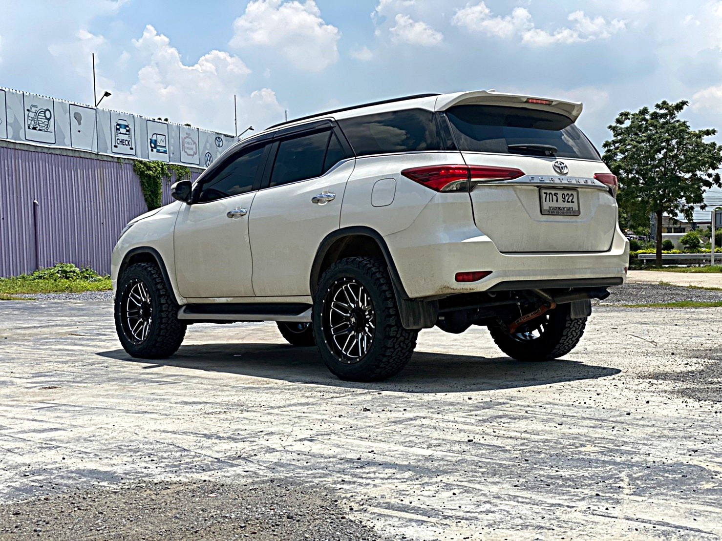 FORTUNER ล้อขอบ20 OFFROAD ที่ STEP9