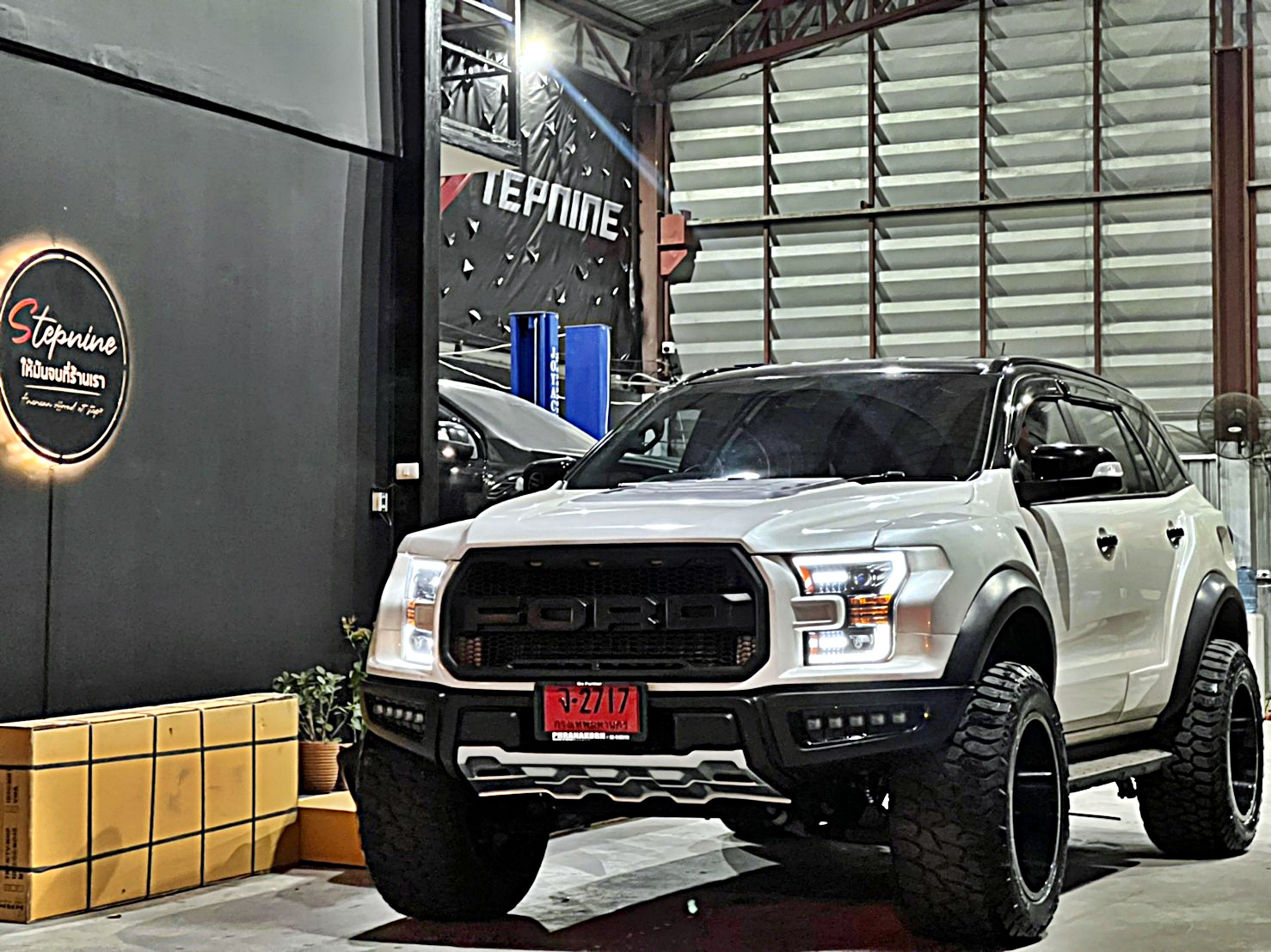 #FORD_EVEREST_ทรงเมกา ที่ STEP9