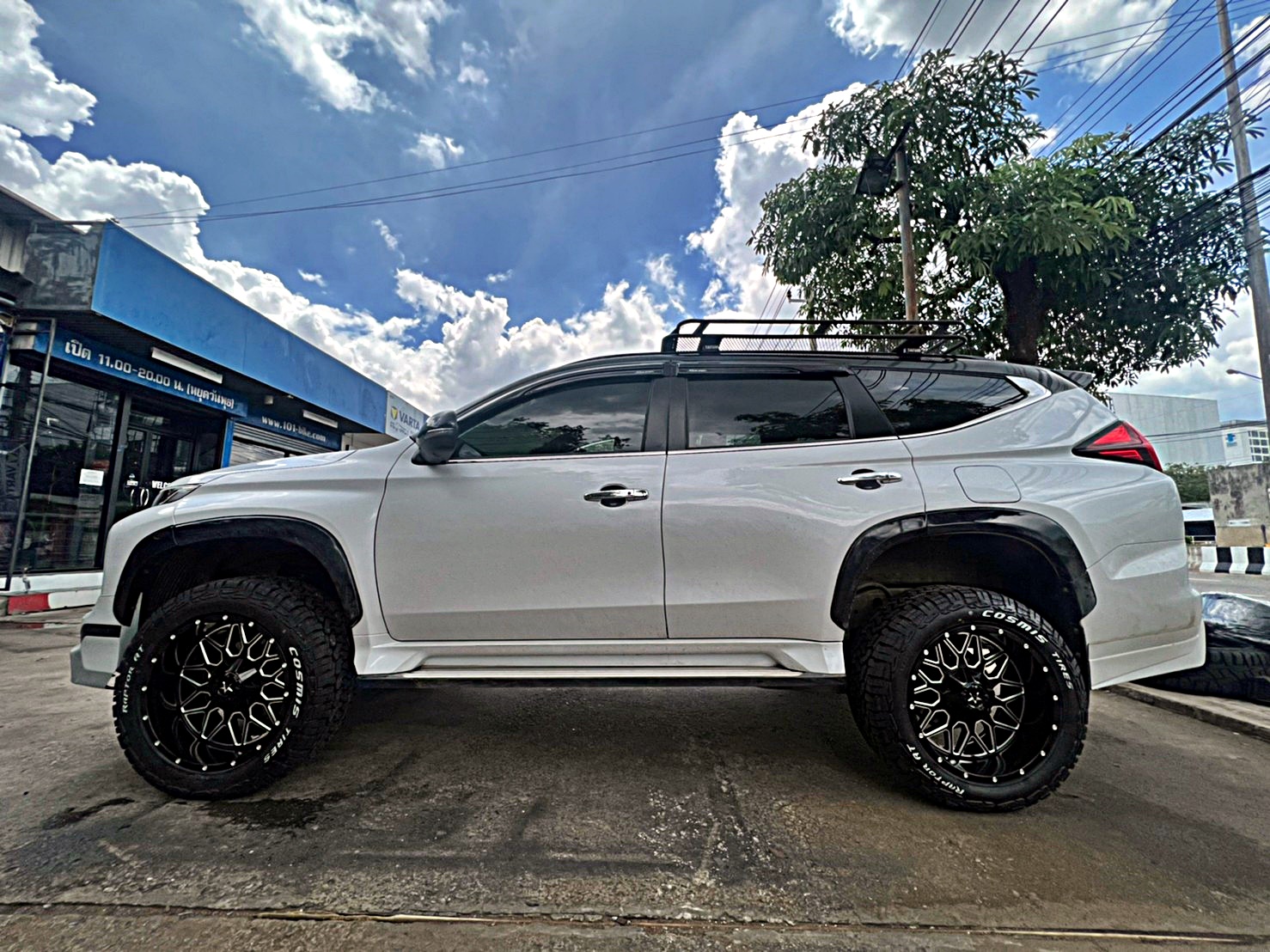 PAJERO_จองคิวจากประจวบ ทำทรงเมกาที่ STEP9