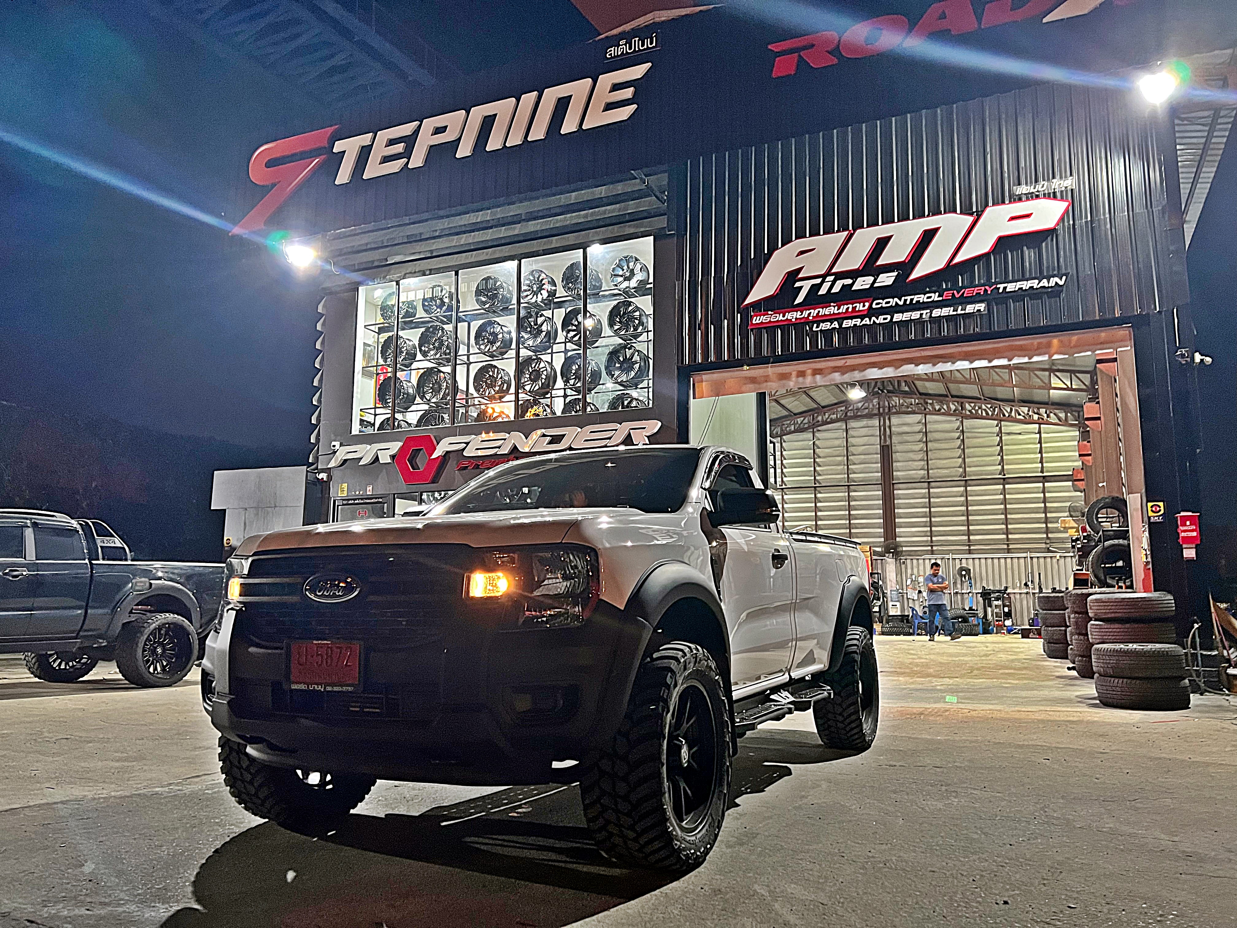 FORD NEXTGEN หัวเดียว จองคิวมาจาก ร้อยเอ็ด ทำทรงเมกา ที่ STEP9