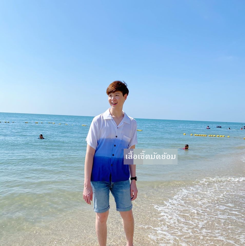 เสื้อเชิ้ตมัดย้อม ขาวฟ้าคราม