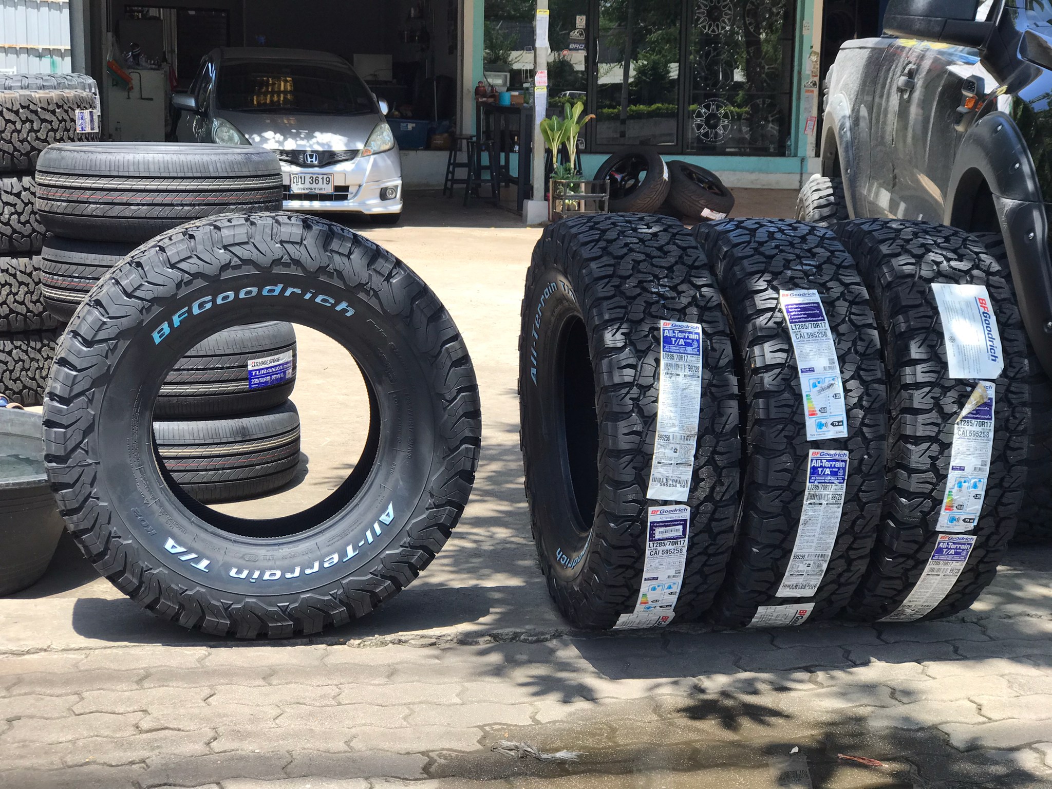 BF GOODRICH KO2 285/70-17 มาใหม่ปี21