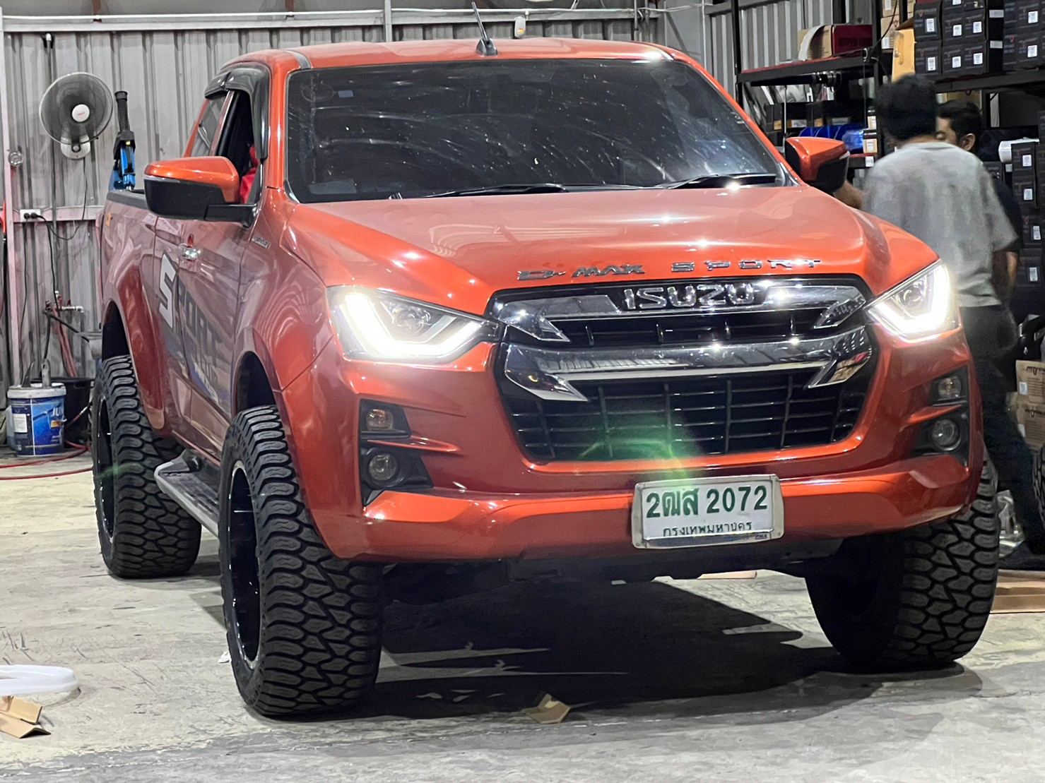 ISUZU D-MAX แต่งทรงเมกาที่ STEP9