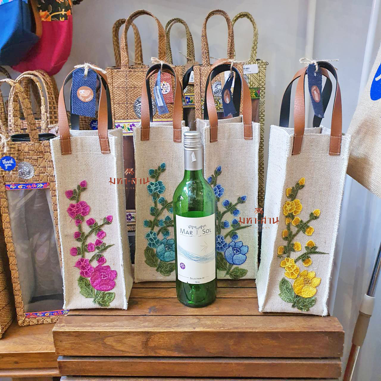 กระเป๋าขวดไวน์ ที่ใส่ขวด พร้อมหูหิ้ว คละลาย 🍷 Jute Water Bottle Bag / Wine bag