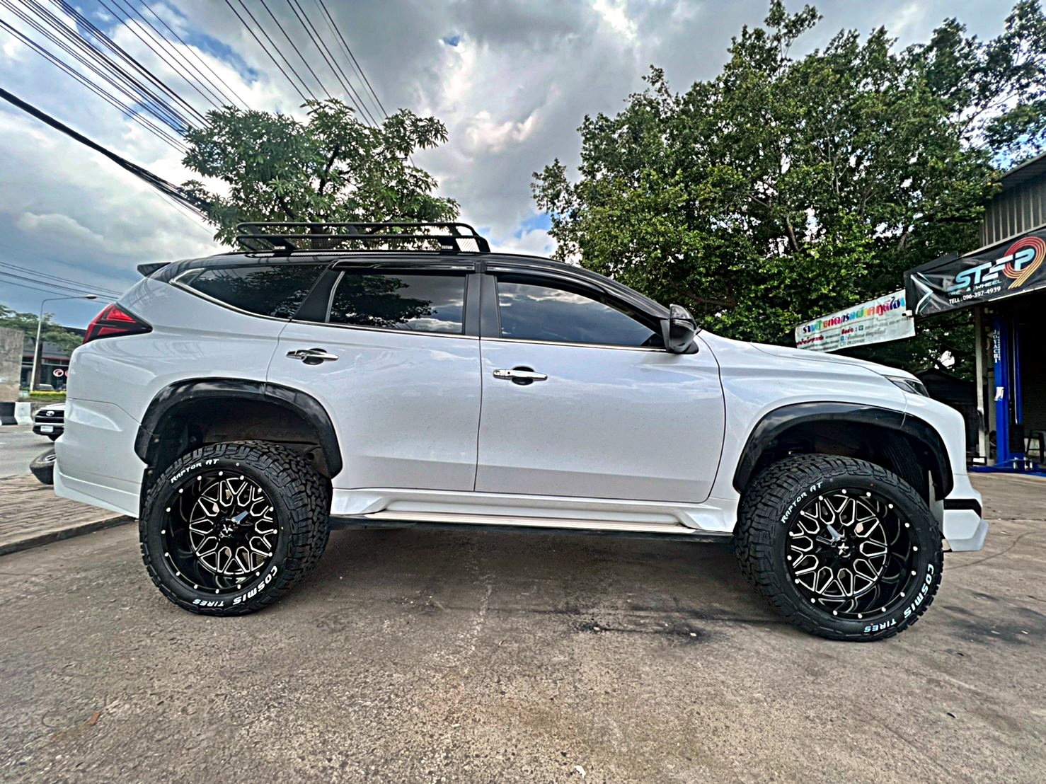 PAJERO_จองคิวจากประจวบ ทำทรงเมกาที่ STEP9