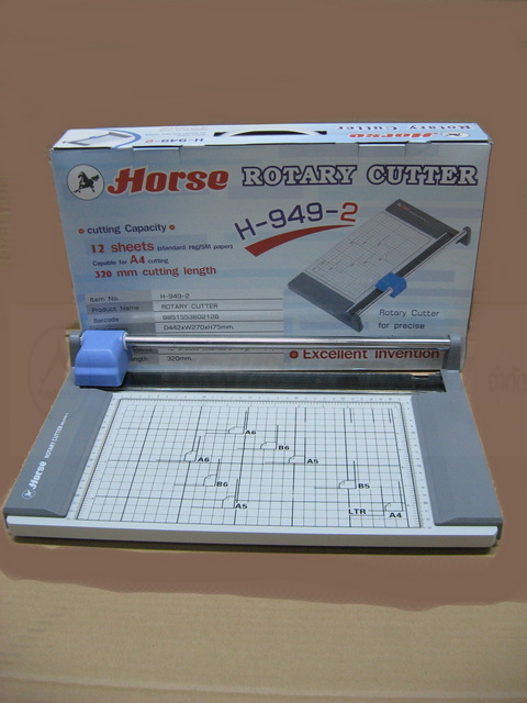 แท่นตัดกระดาษ ตราม้า โรตารี่ H-949