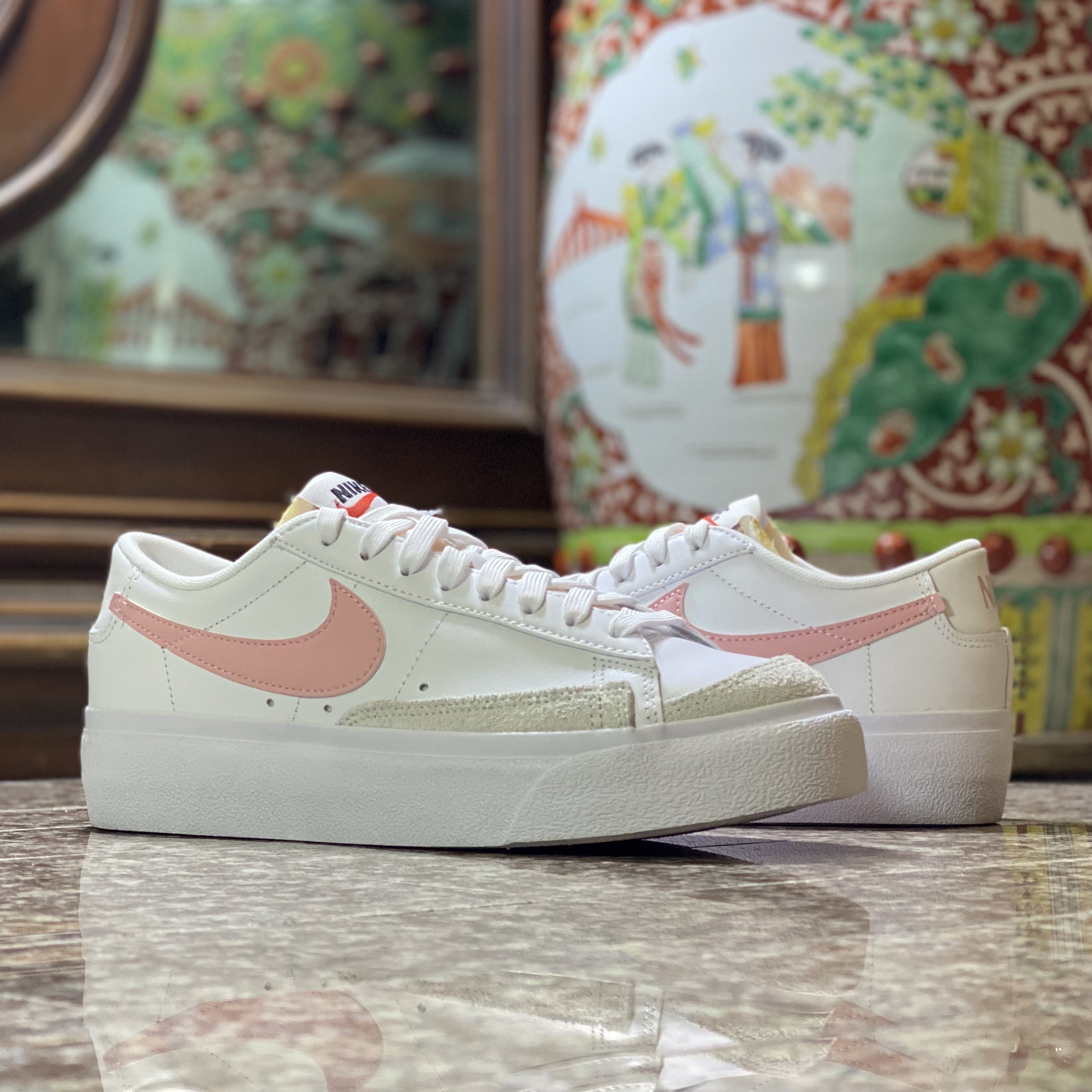 รองเท้า Nike Blazer Low Platform Women (W8.5US)