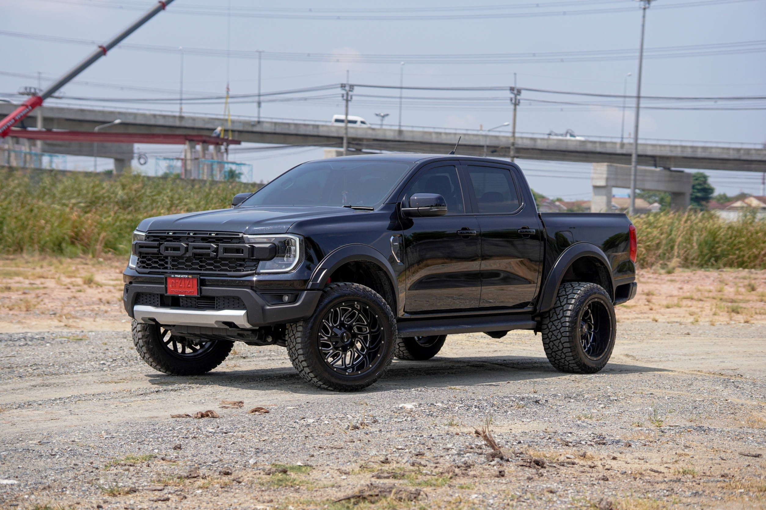 FORD RANGER NEXTGEN ทรงเมกา