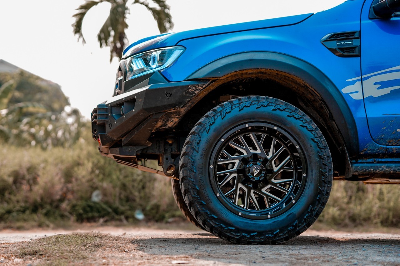 FORD FX4MAX แต่งทรงเมกาที่ STEP9