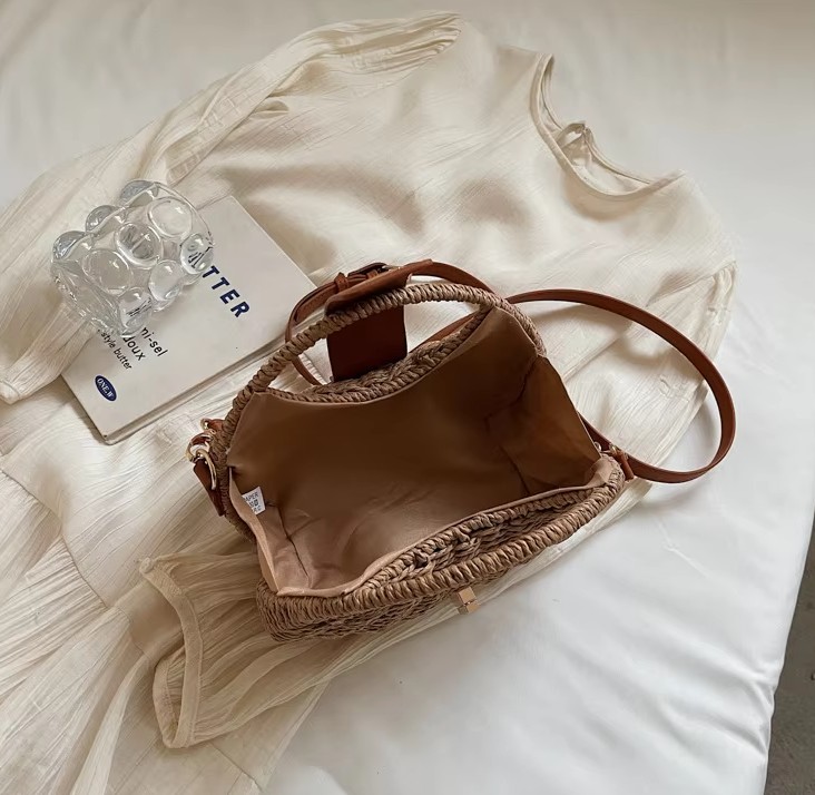 กระเป๋าถักสไตล์เกาหลีสวยหรู มินิมอลสำหรับผู้หญิง แมทช์ได้กับทุกลุค❤