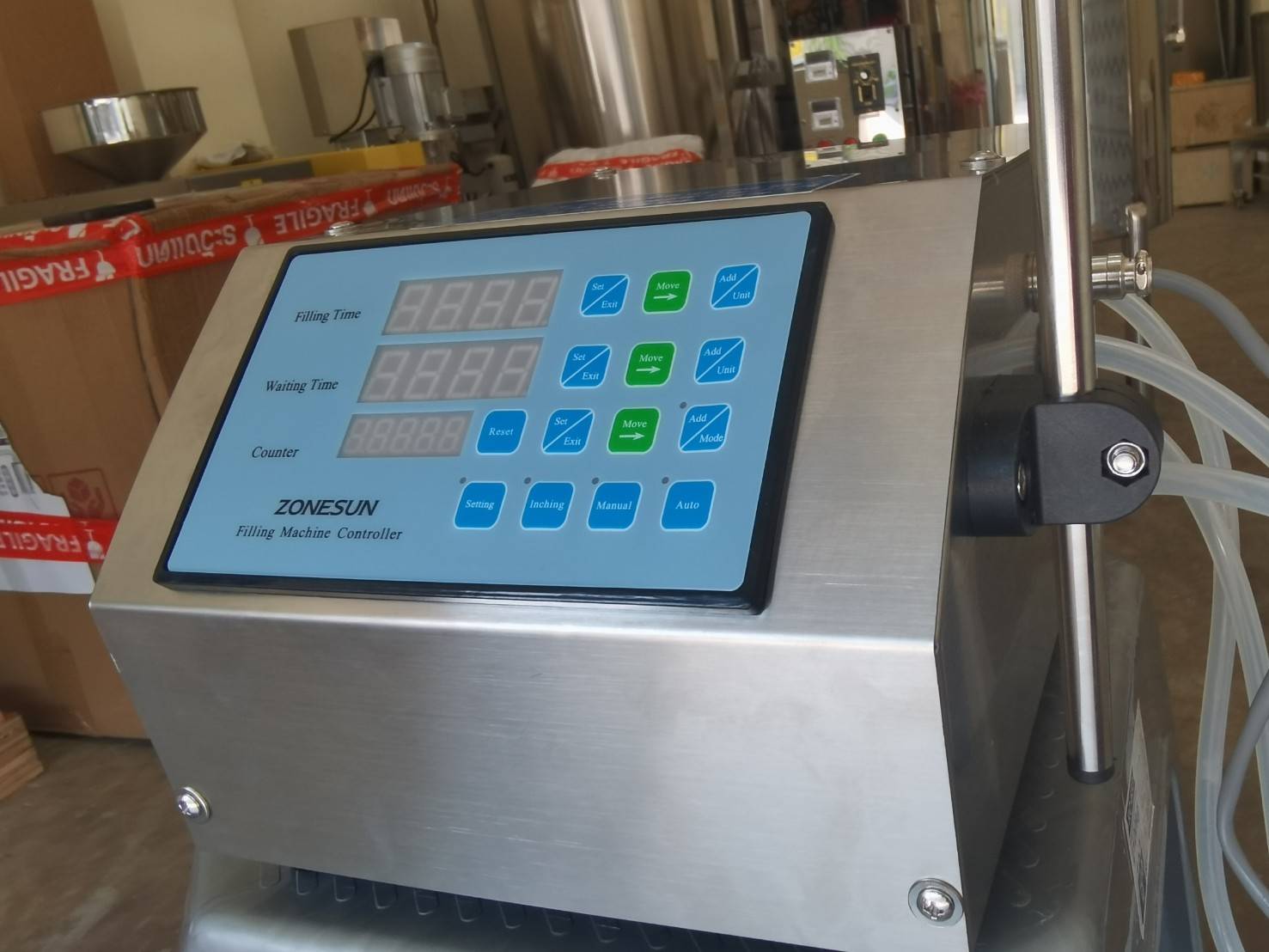 16540 2หัว เครื่องบรรจุของเหลว ตั้งค่าได้ตั้งแต่ 30-4000ml ZS-DPYT2P