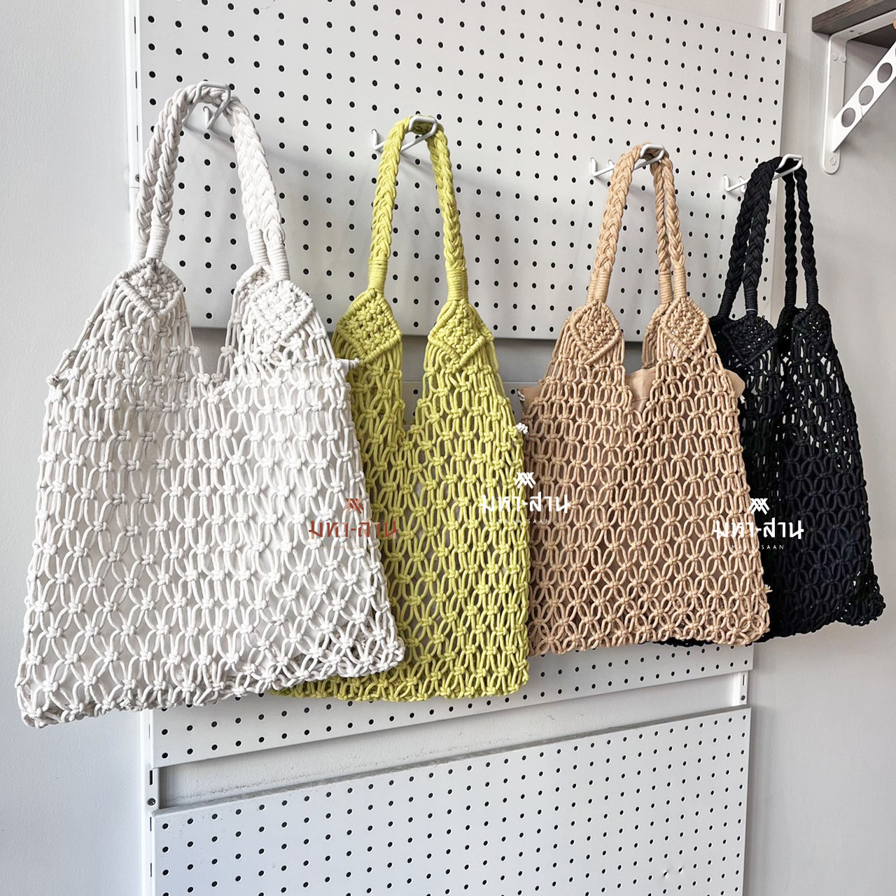 กระเป๋าถักสะพายไหล่ มีซับ สีสดใส ไปเที่ยว 💝