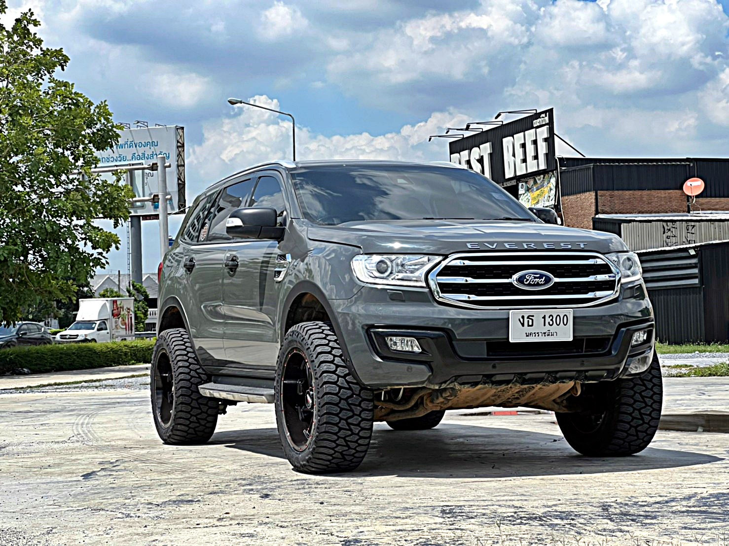 FORD_EVEREST_ทรงเมกา ที่ STEP9