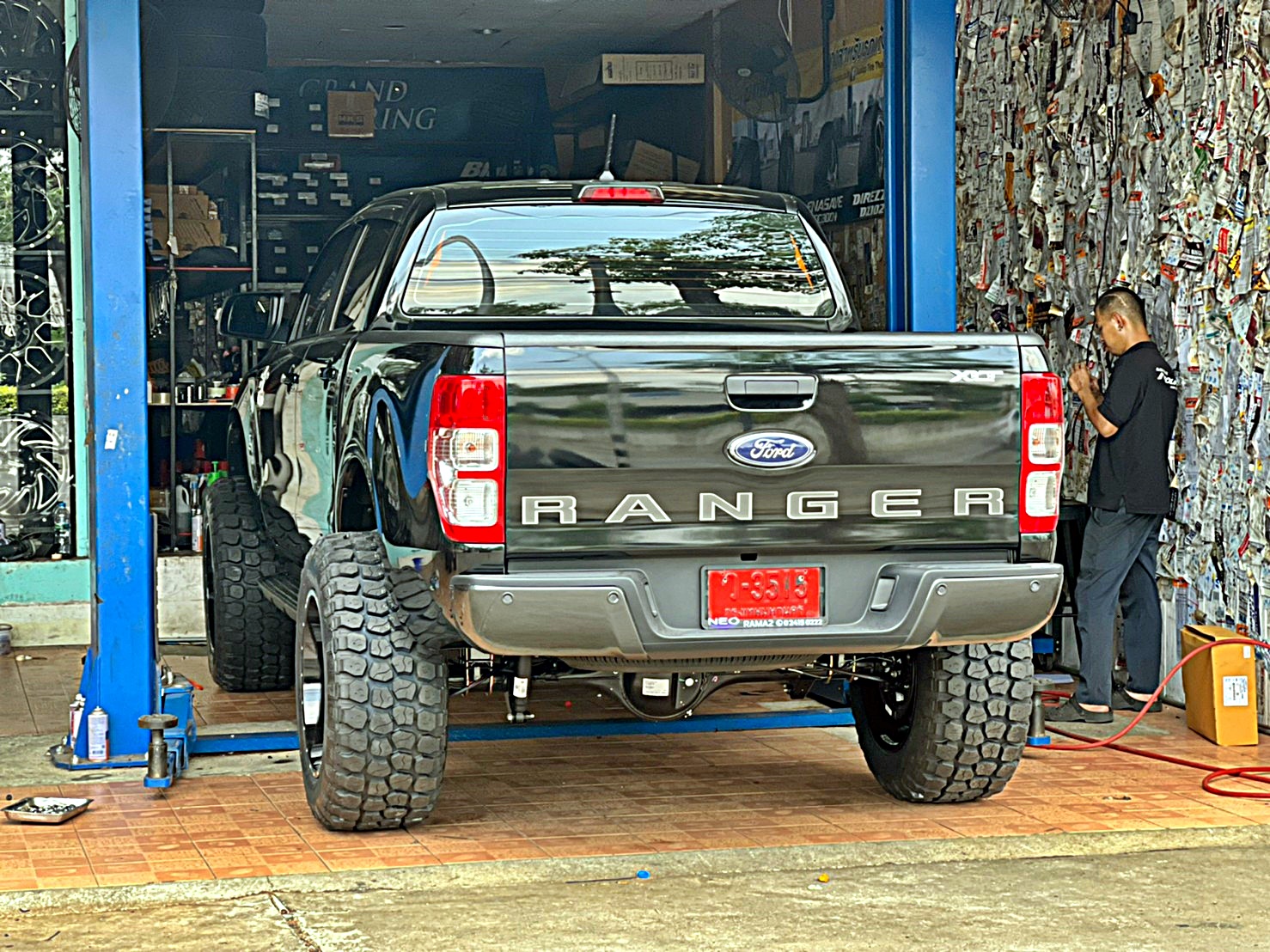 FORD ทรงเมกา ขอบ20 ลายใหม่ที่ STEP9