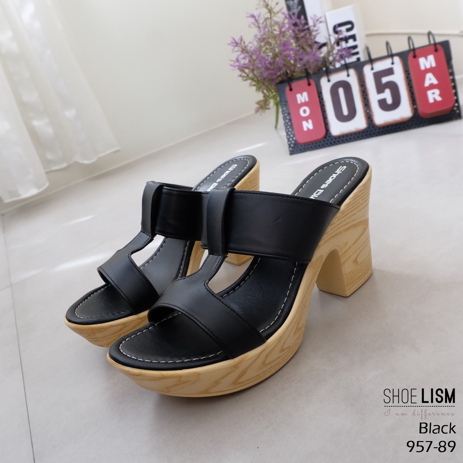 รองเท้าส้นตึก