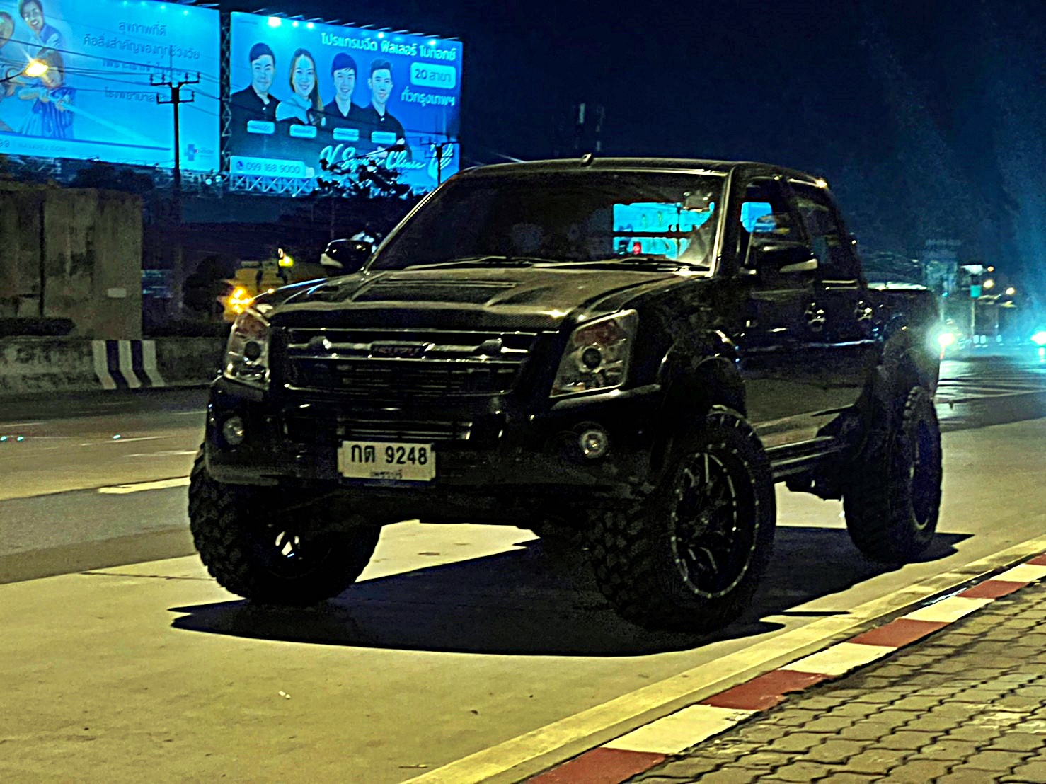 #D_MAX_ทรงเมกา_เพชรบุรี จากตัวเตี้ยรถซิ่งสู่ตัวสูงทรงเมกา