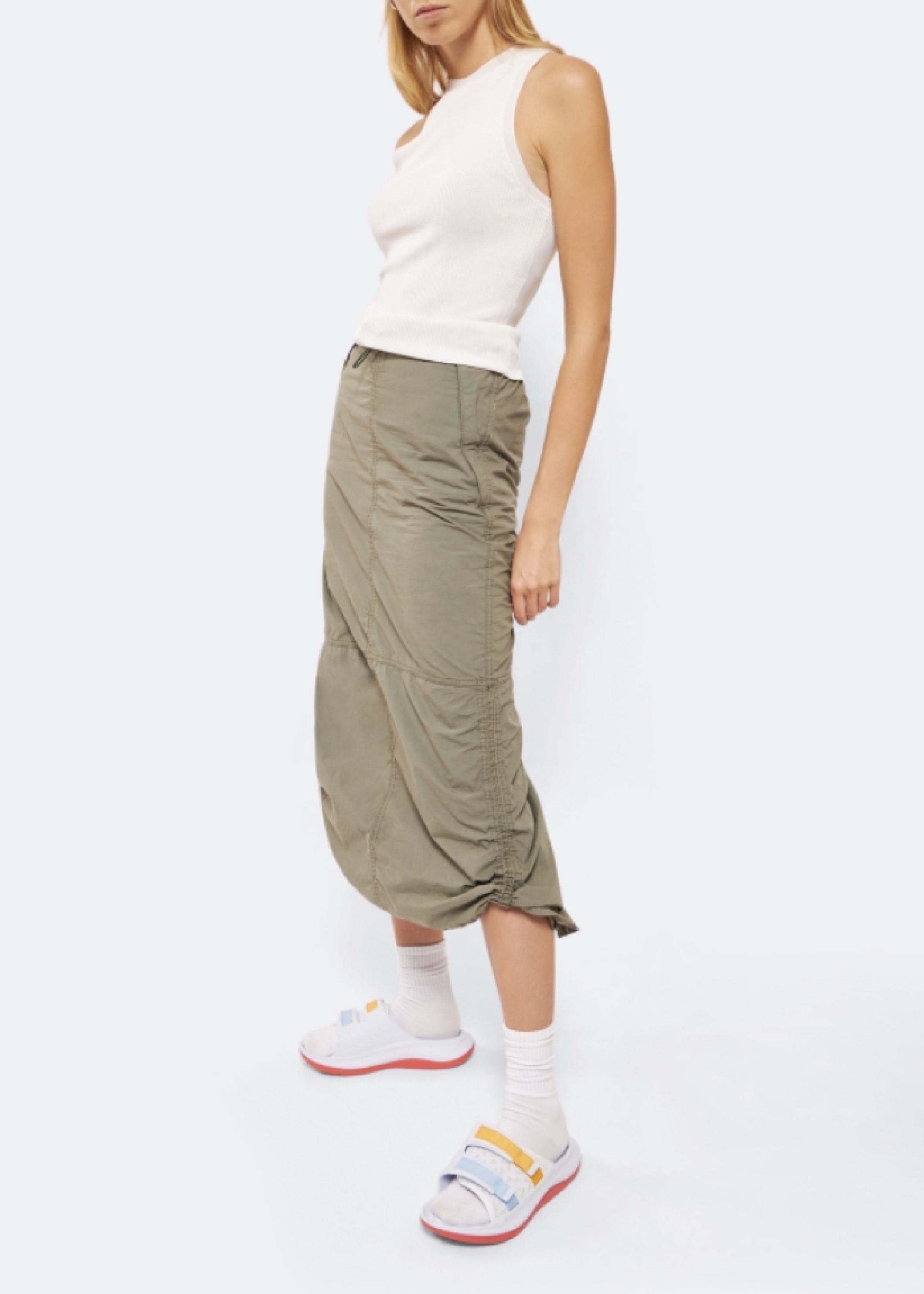 รองเท้า HOKA Ora Luxe ‘WHITE’ (W6/8US, M7/8/9/10/11/12/13US)