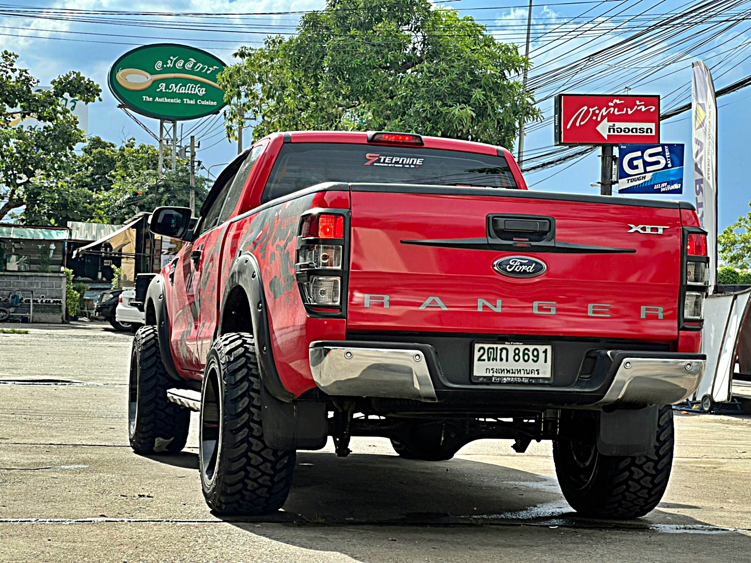 FORD_RANGER_ทรงเมกาจองคิวมาจากลำพูน