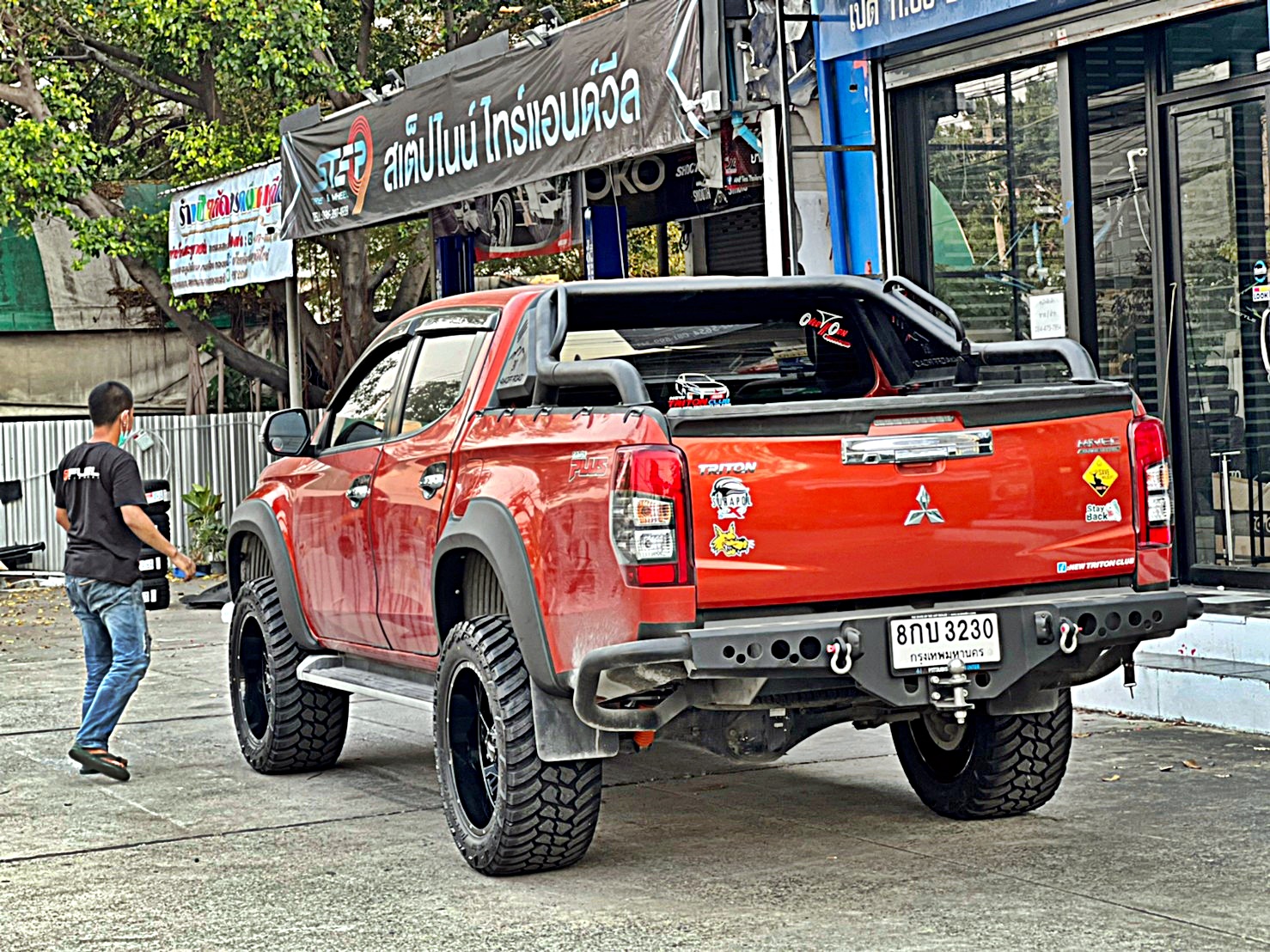 TRITON ทรงเมกา