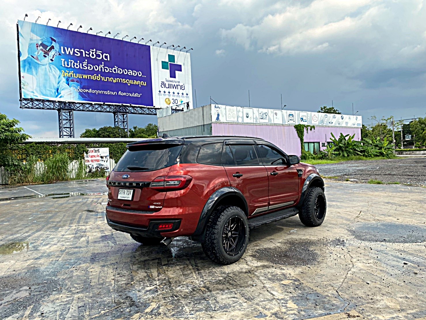 FORD EVEREST จัดทรงเมกาที่ STEP9