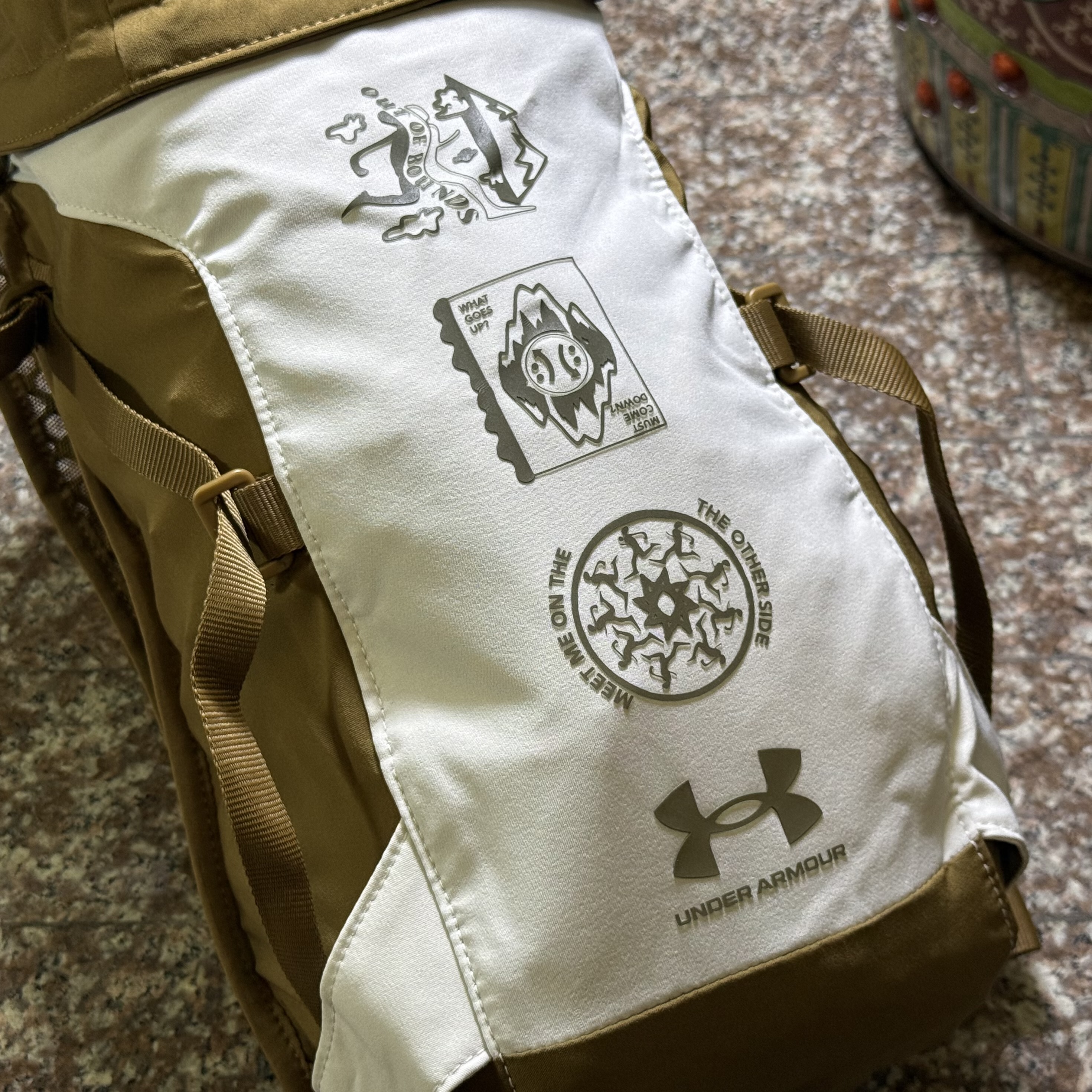 กระเป๋า Under Armour Flex Trail BackPack ‘COYOTE’ (13L)