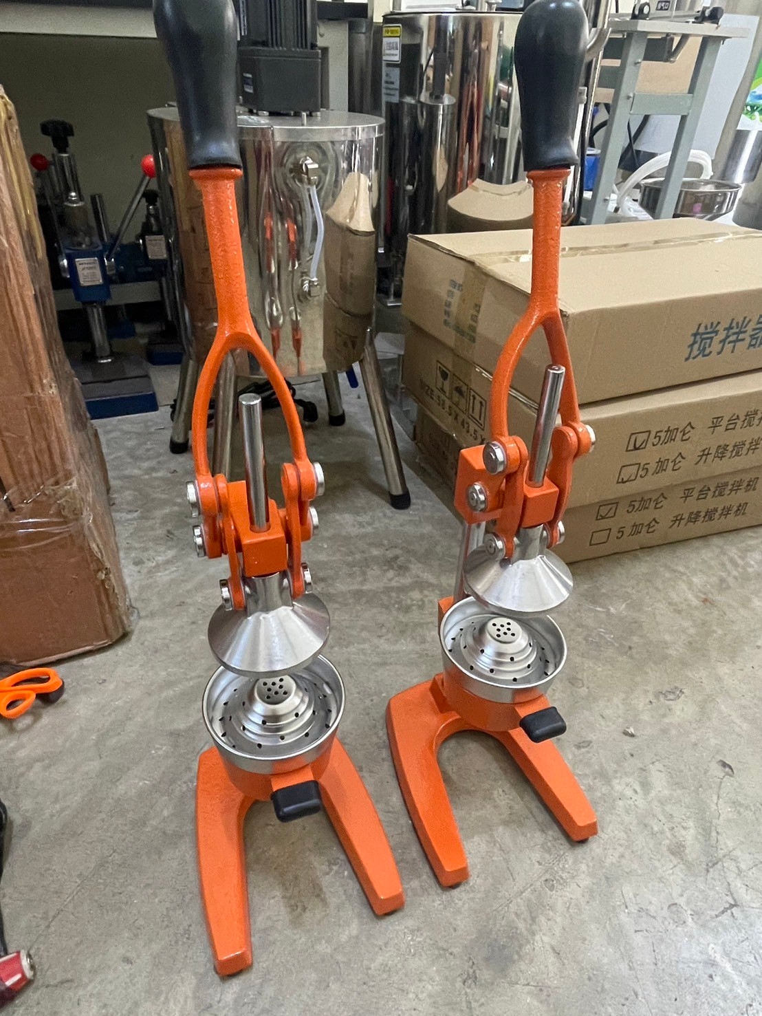 17443 เครื่องคั้นน้ำผลไม้ แบบมือโยก WM-1158