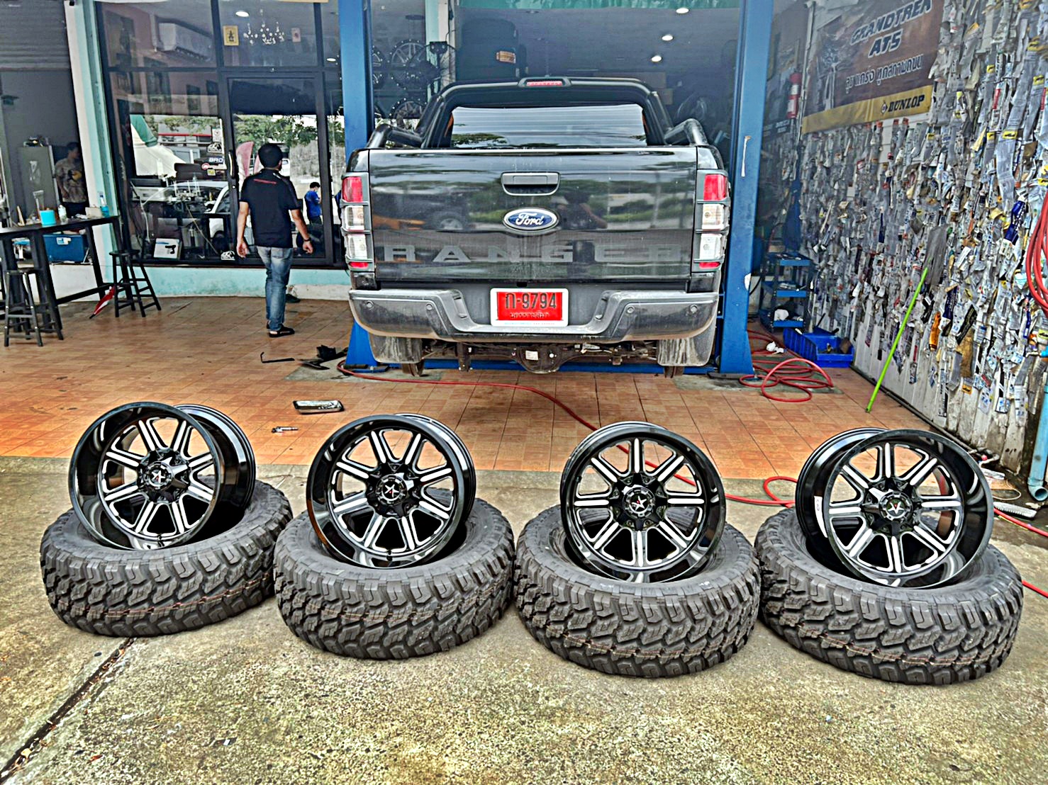 FORD FX4MAX จัดทรงเมกา ที่ STEP9