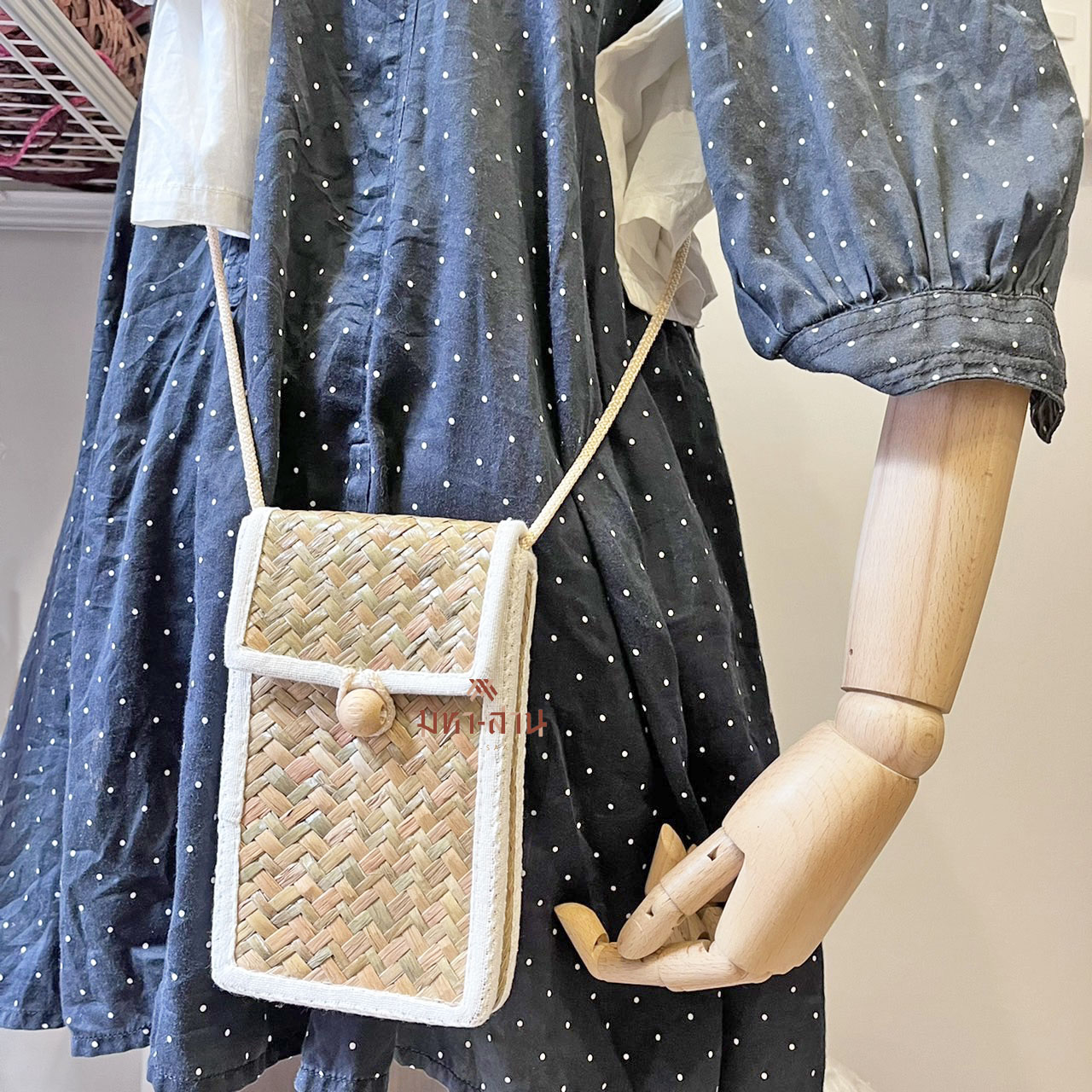 กระเป๋าสะพาย กระเป๋าใส่มือถือ กระเป๋าสาน กระเป๋ามินิมอล กระเป๋าเกาหลี 📱