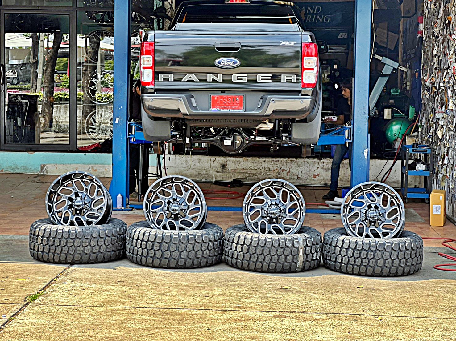 FORD ทรงเมกา ขอบ20 ลายใหม่ที่ STEP9