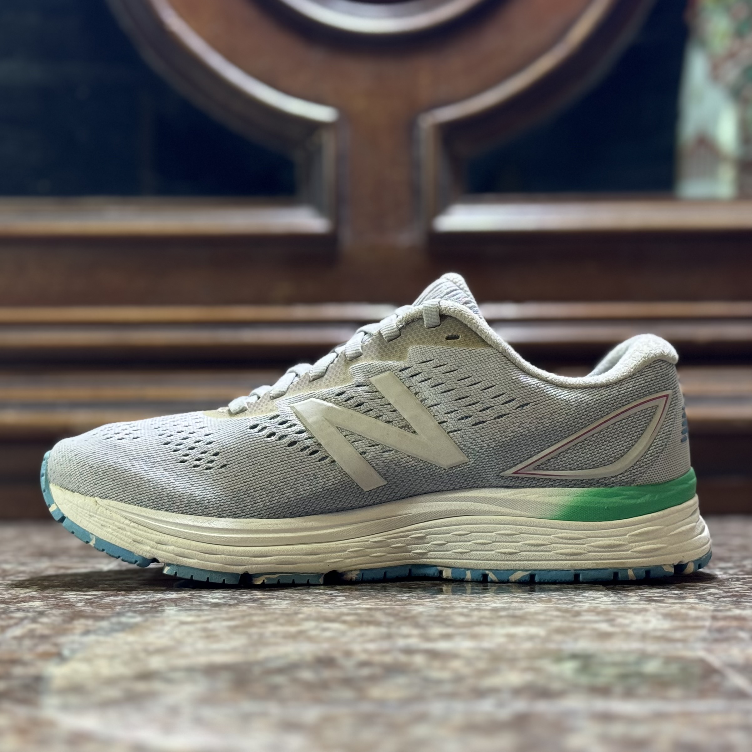 รองเท้าวิ่ง New Balance 880 V9 Women #มือ2 (W7.5US)