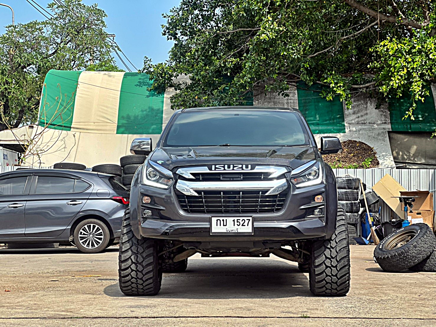 D_MAX_จองคิวมาจากจันทบุรี ทำทรงเมกาที่ STEP9