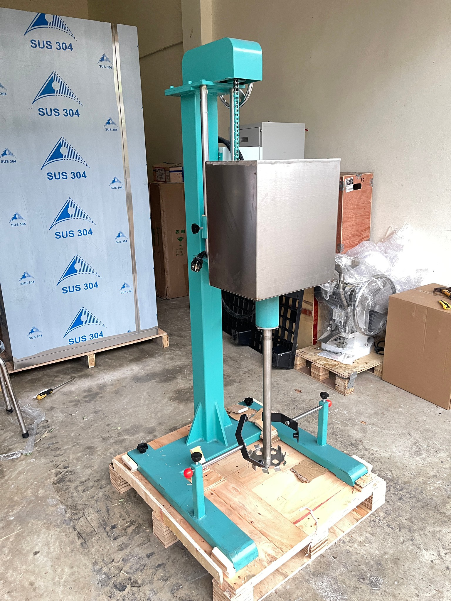 16053 เครื่องปั่นผสมของเหลว เครื่องปั่นครีม เครื่องปั่นโลชั่น (ไม่ได้แถมถังนะคะ)