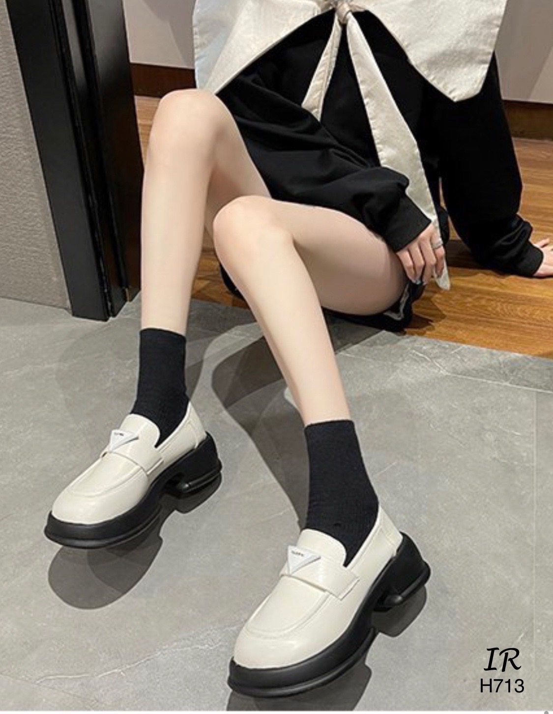 รองเท้าสูง1นิ้ว