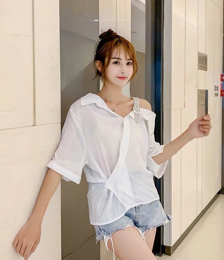 เสื้อเชิ้ตแต่งเพชร