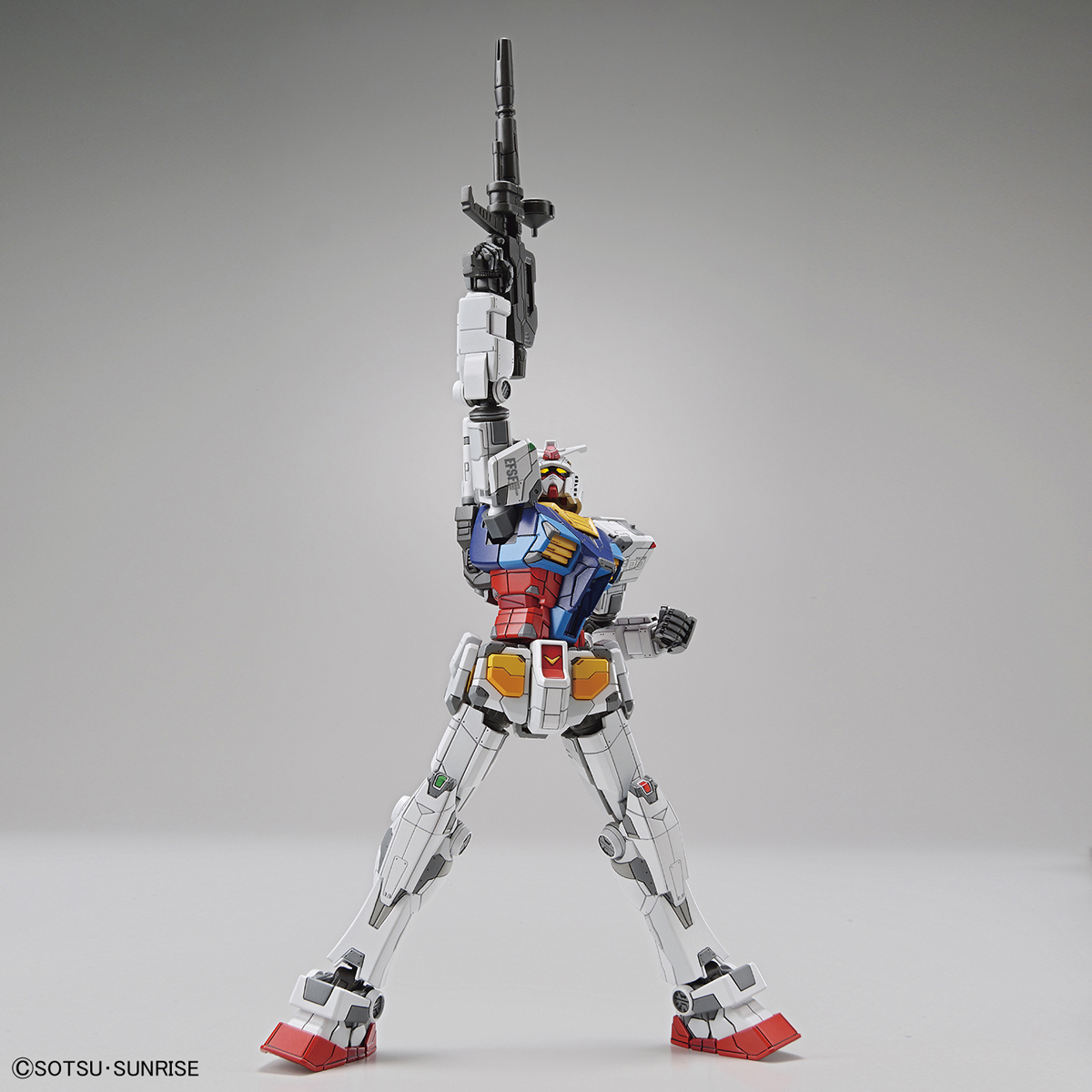 1/144 RX-78F00 Gundam & Gundam Dock