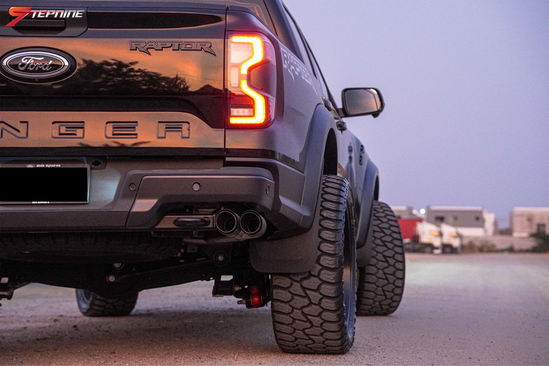 FORD RAPTOR NEXT-GEN ทรงเมกา ของแต่งแท้ทั้งคัน