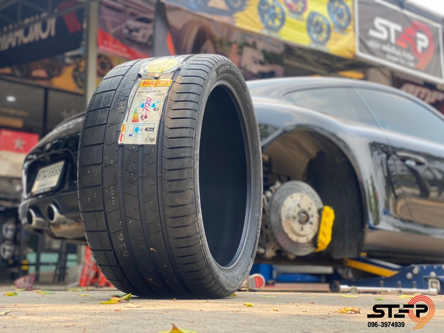PIRELLI PZERO PZ4 245/35-20 ราคาพิเศษที่ STEP9