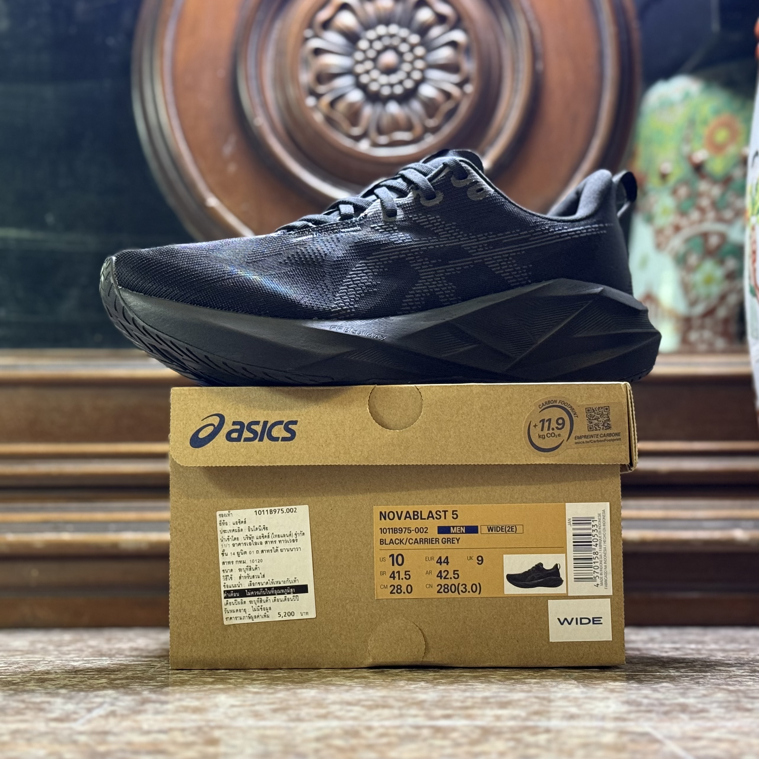 รองเท้าวิ่ง ASICS NovaBlast 5 ‘AllBlack’ (M9.5US)