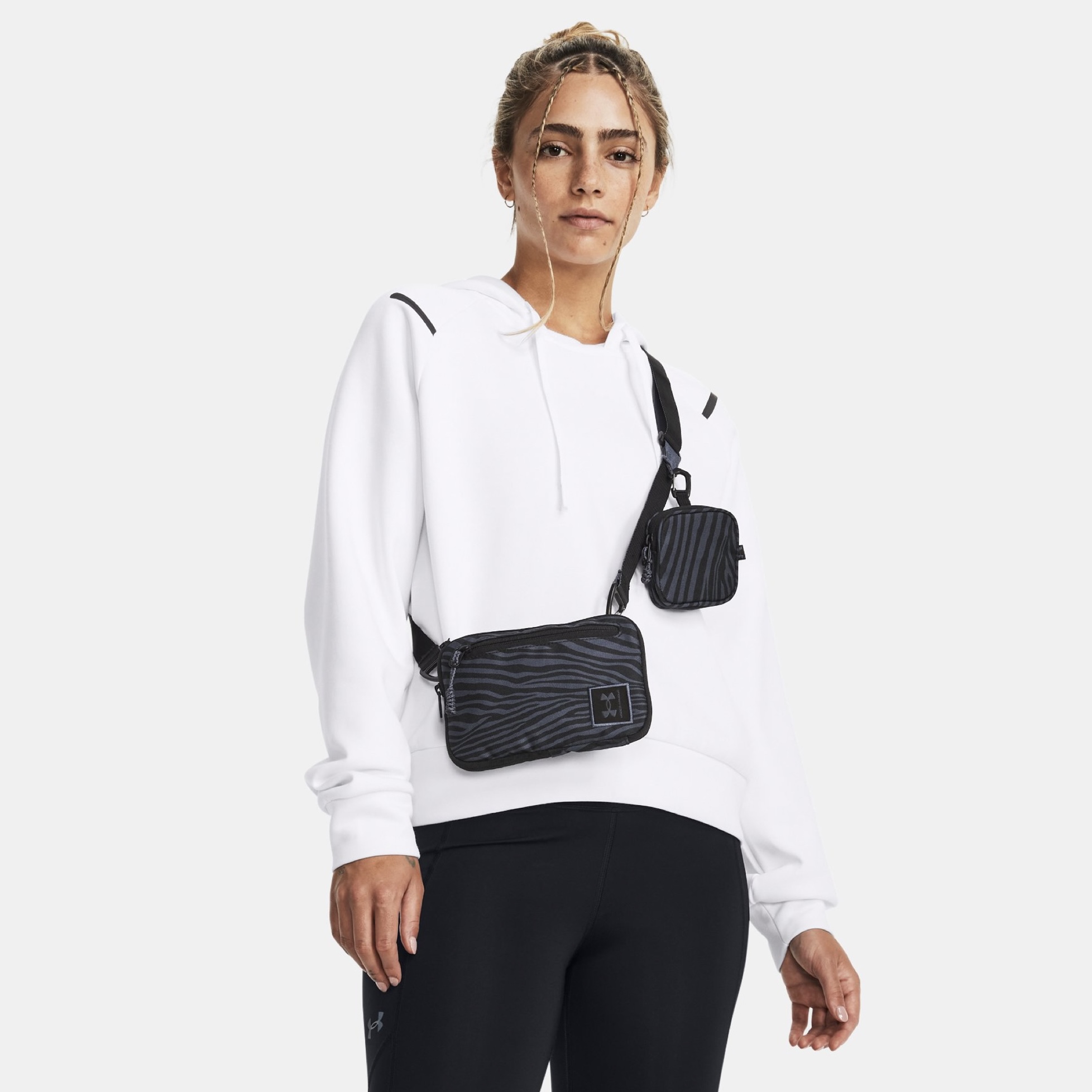 กระเป๋า Under Armour Loudon Crossbody Bag ‘Downpour Grey’