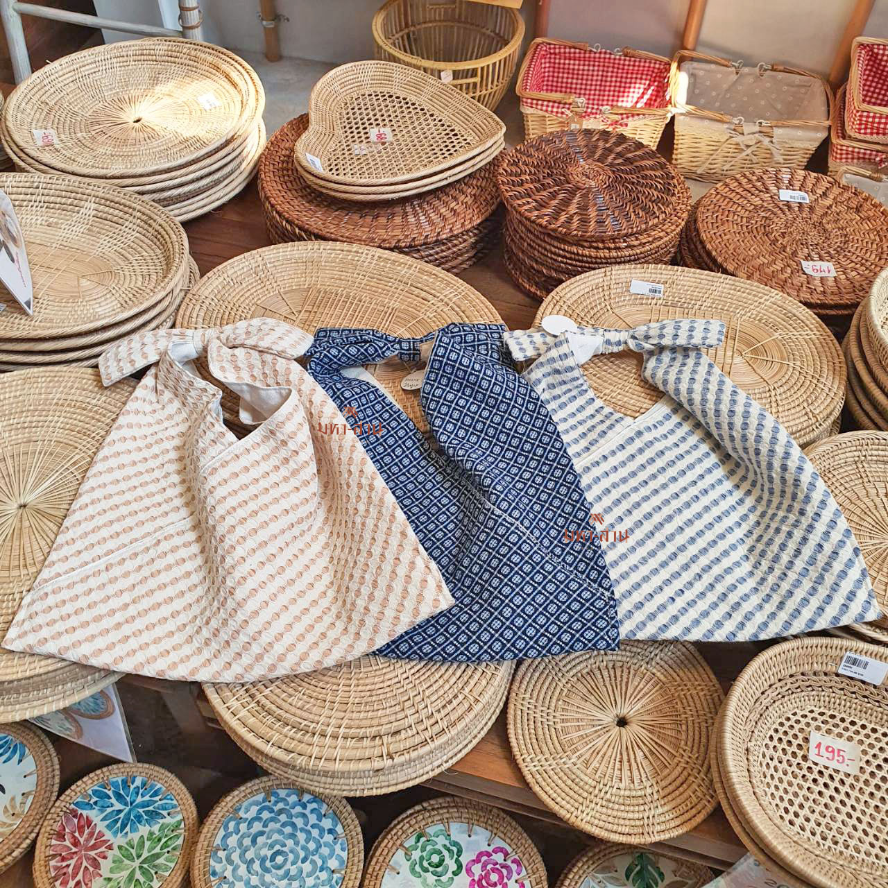 กระเป๋าผ้า ถุงผ้า แฟชั่น คล้องแขน แต่งโบว์ คละสี 🎀