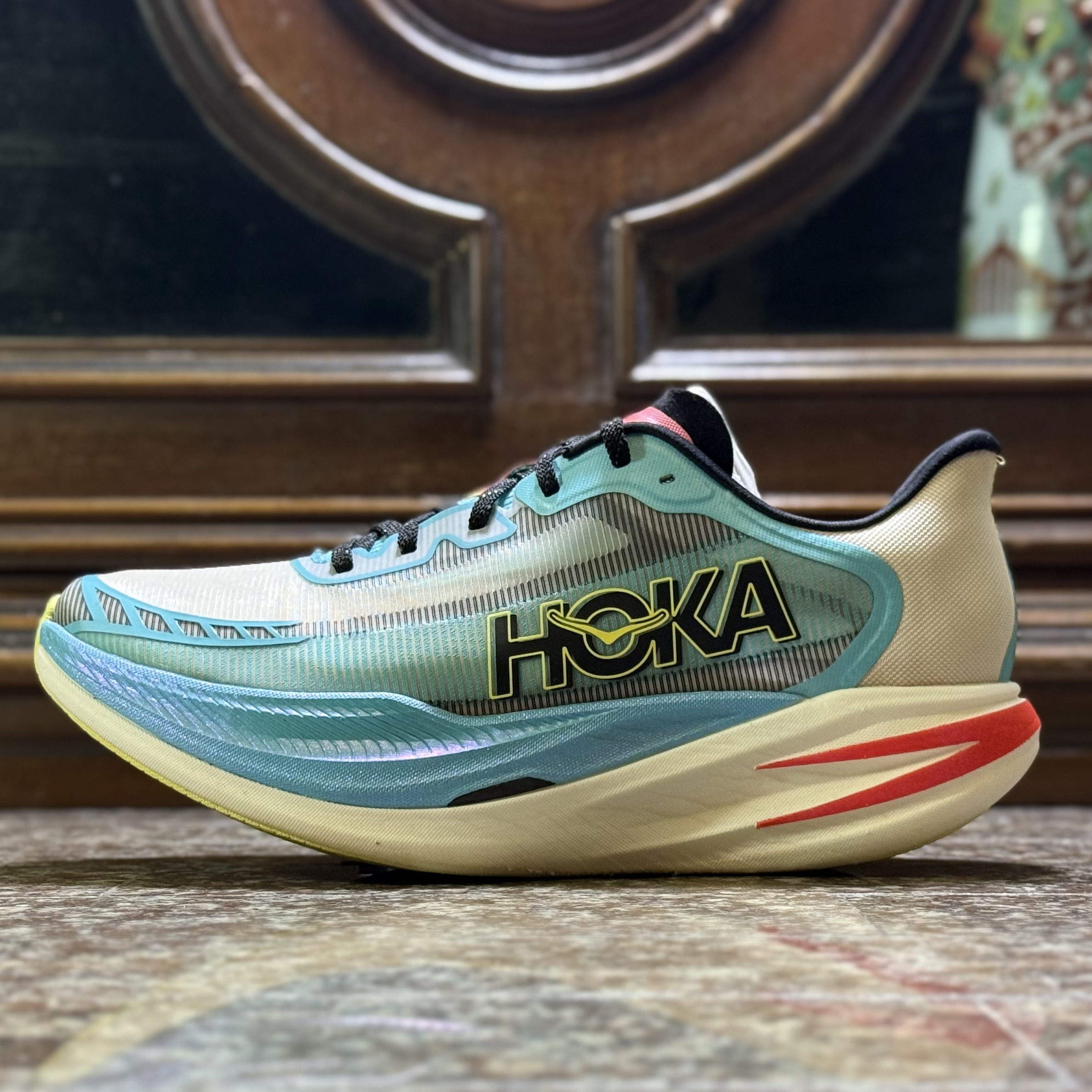 รองเท้าวิ่ง HOKA Cielo X1 2.0 #มือ2 (M11US)