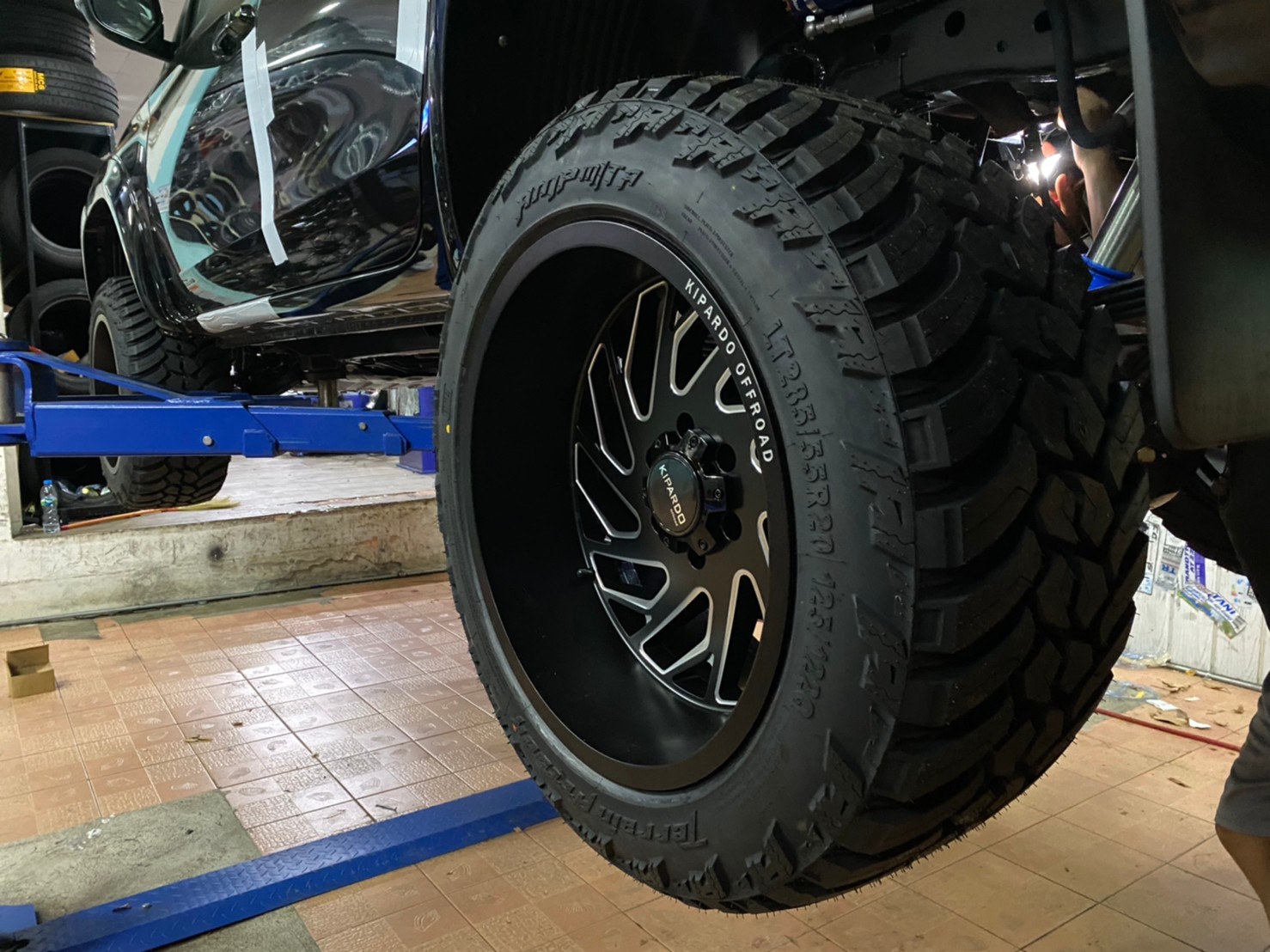 TRITON 4X4 จัดทรงเมกา