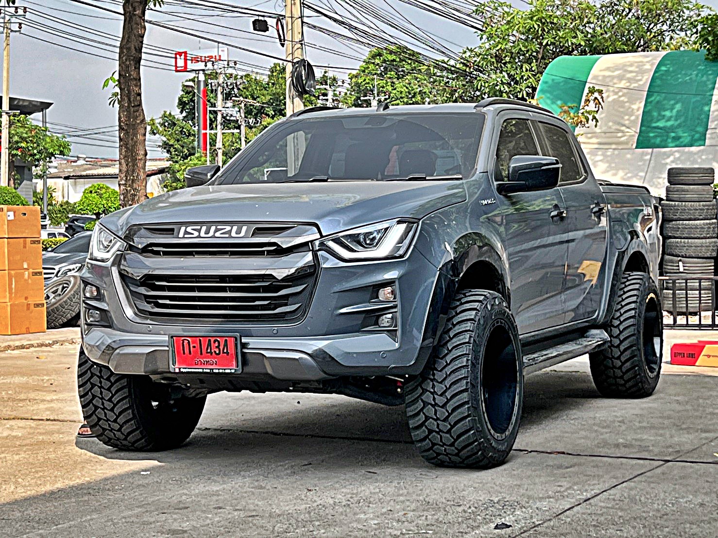 D-MAX ทรงเมกา จากอุธยา