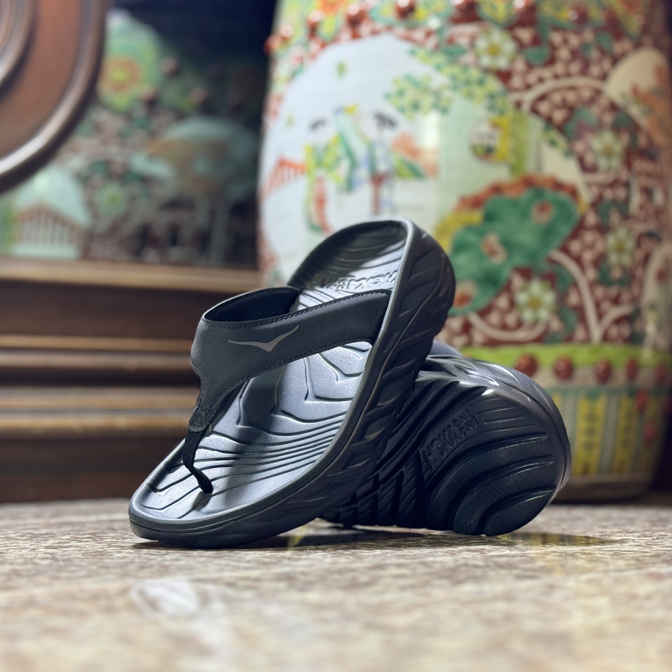 รองเท้า HOKA Ora Recovery Flip Women ‘TripleBlack’ (W8US)