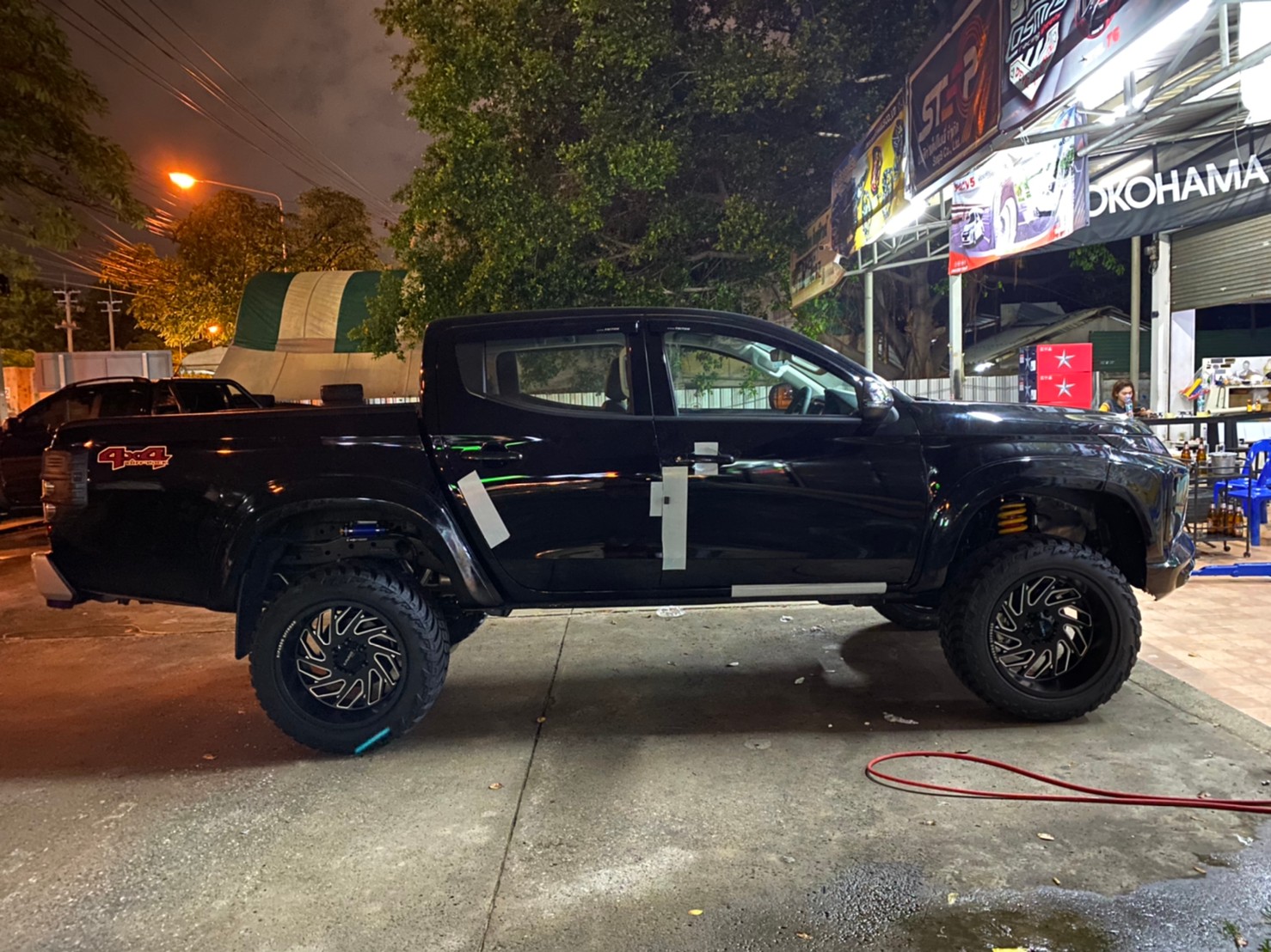 TRITON 4X4 จัดทรงเมกา