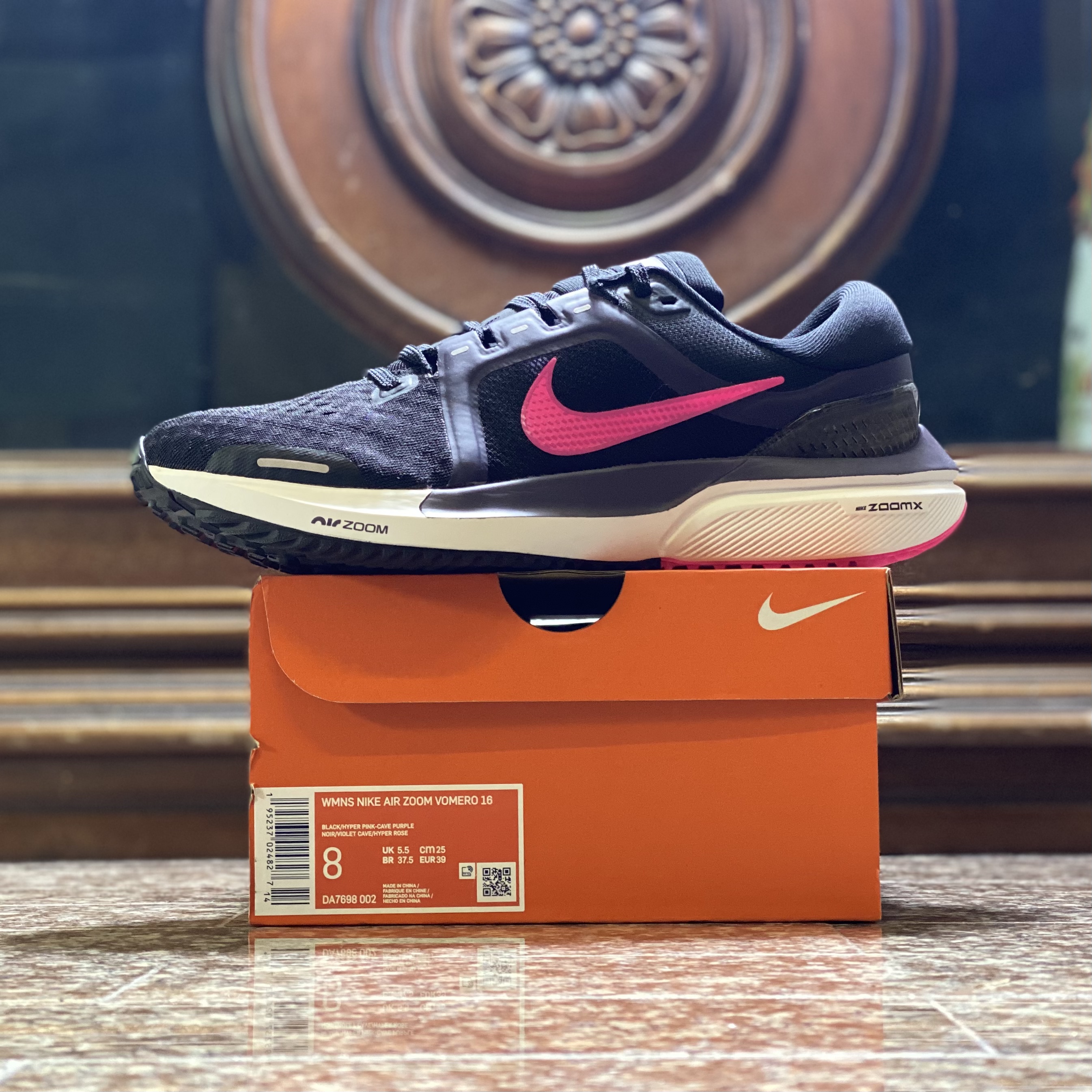 รองเท้าวิ่ง Nike Air ‘ZoomX’ Vomero 16 (W8US)