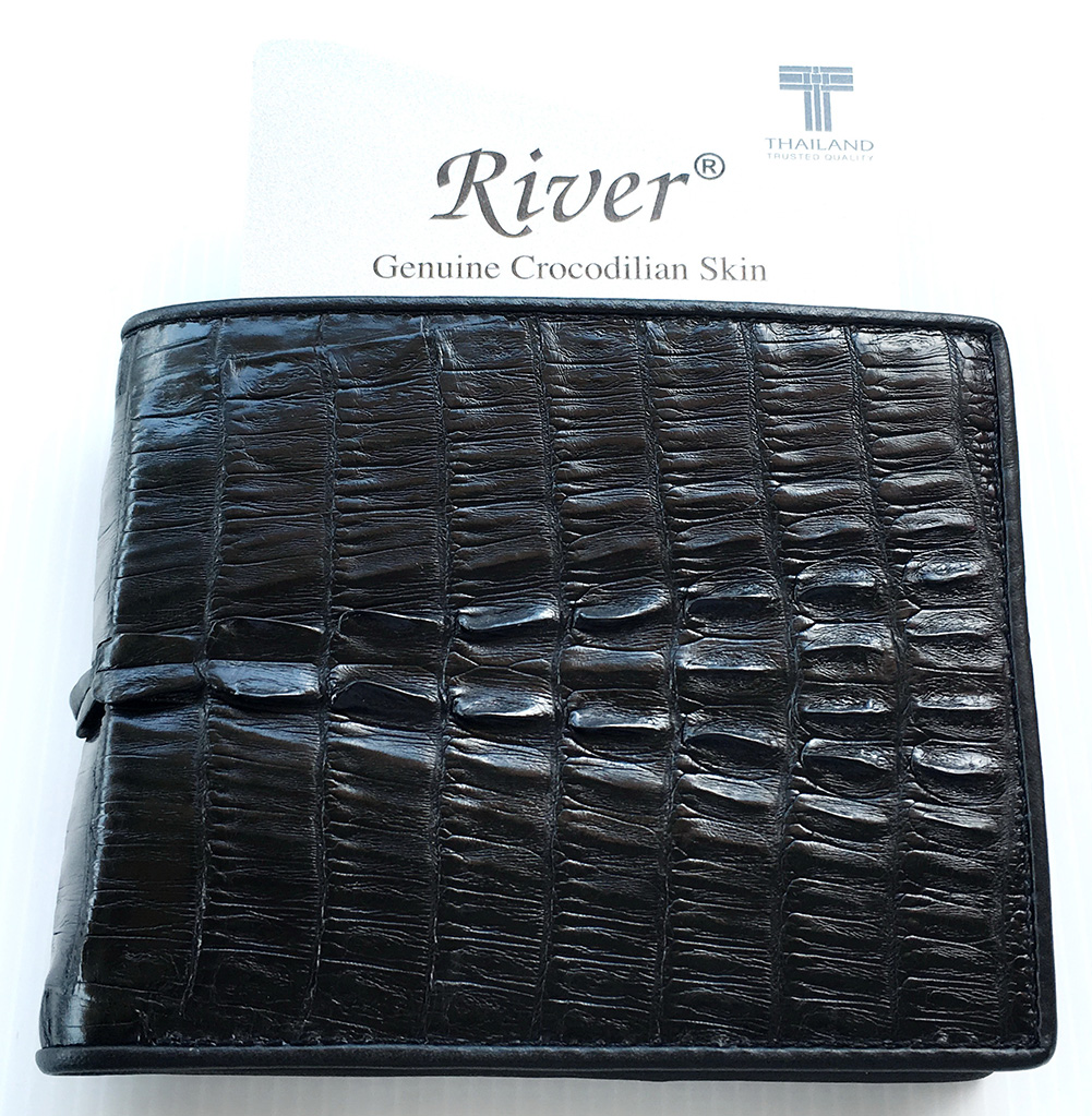 กระเป๋าสตางค์หนังจระเข้แท้ ส่วนหาง สีดำ