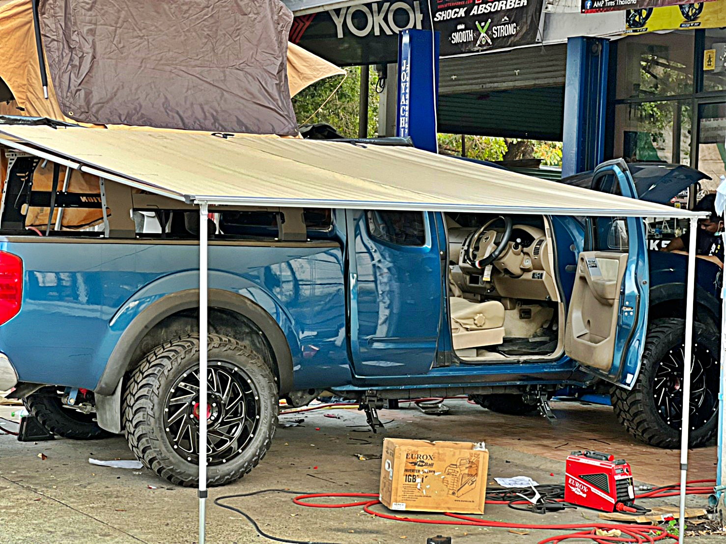 NISSAN_NAVARA_แปลงร่าง ทรงเมกา