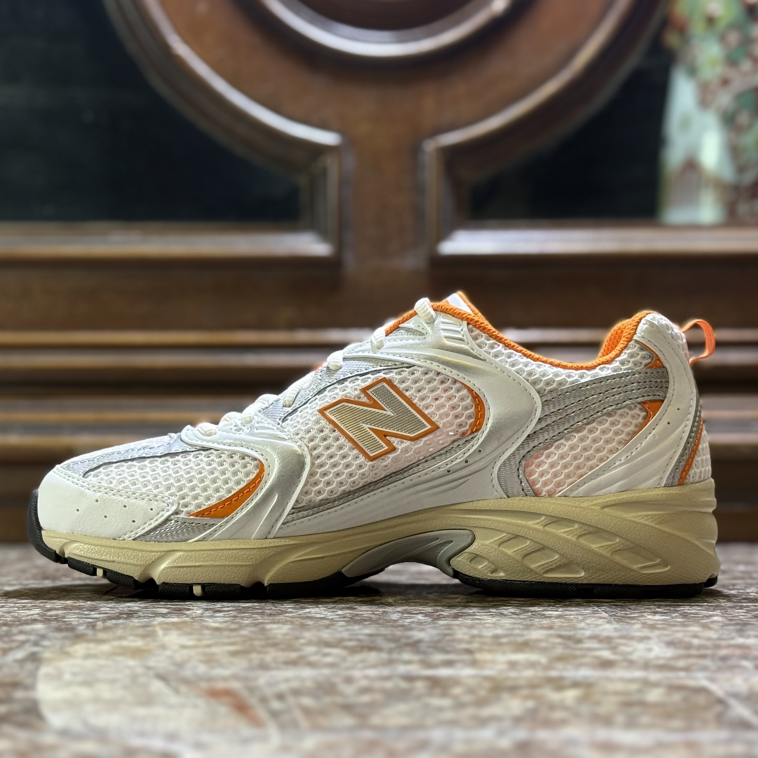 รองเท้า New Balance 530 ‘White/Sun Glow’ (M8/8.5/9/11US)